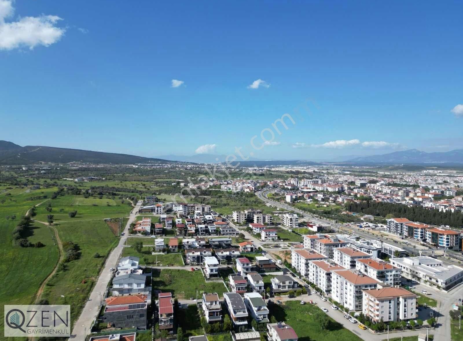 Qzen Gayrimenkulden Süper Konumlu Villa Arsası - Görsel 9