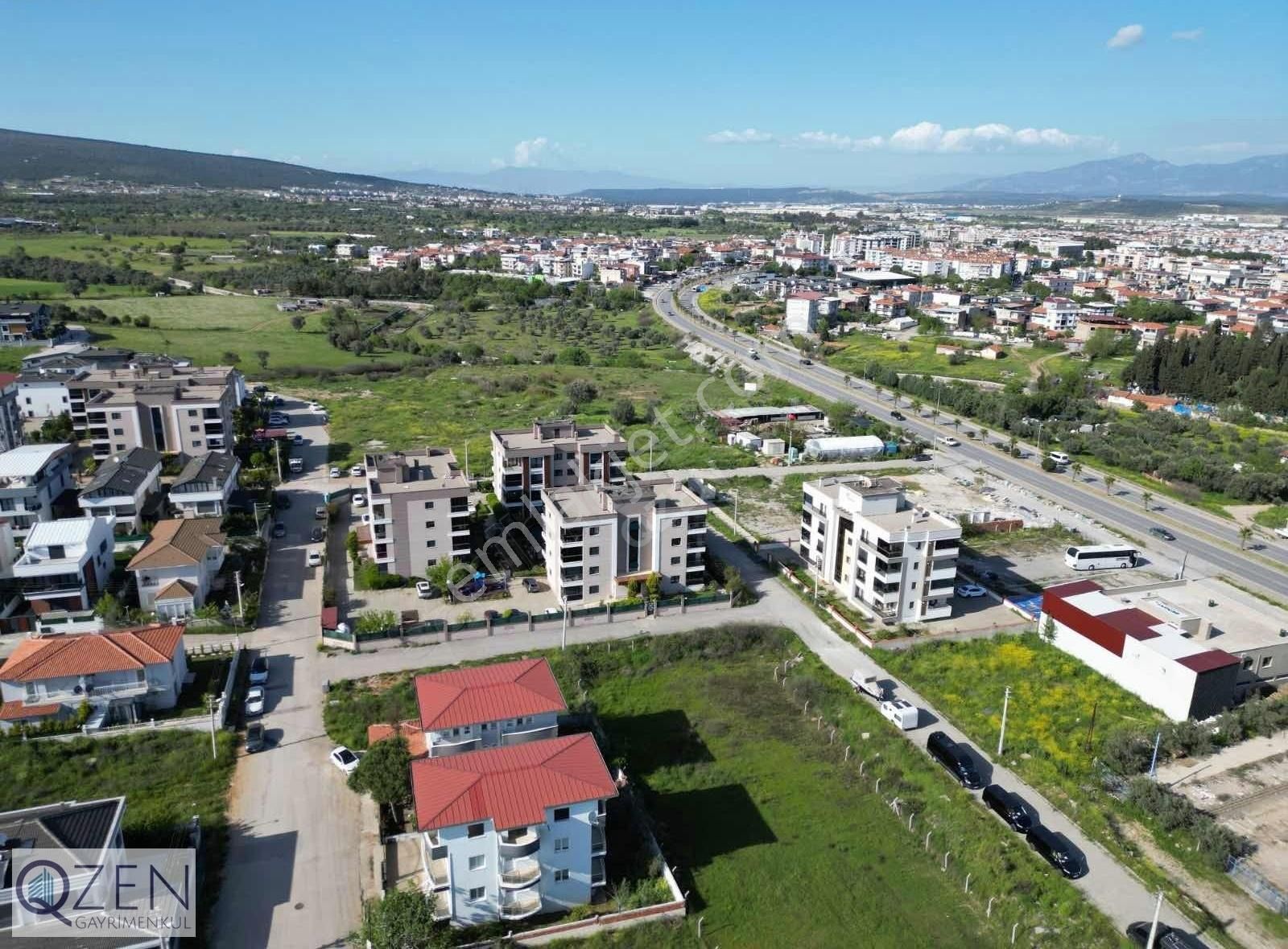 Qzen Gayrimenkulden Süper Konumlu Villa Arsası - Görsel 6