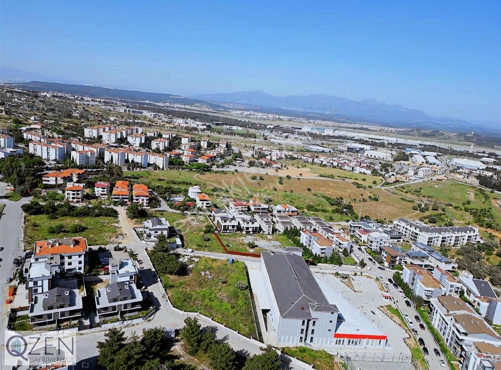 Qzen Gayrimenkulden Görecede 590m2 Arsa - Görsel 2