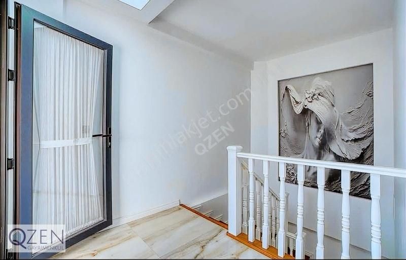 Qzen Gayrimenkul Den Merkezi Konumda 5+1 Villa - Görsel 16