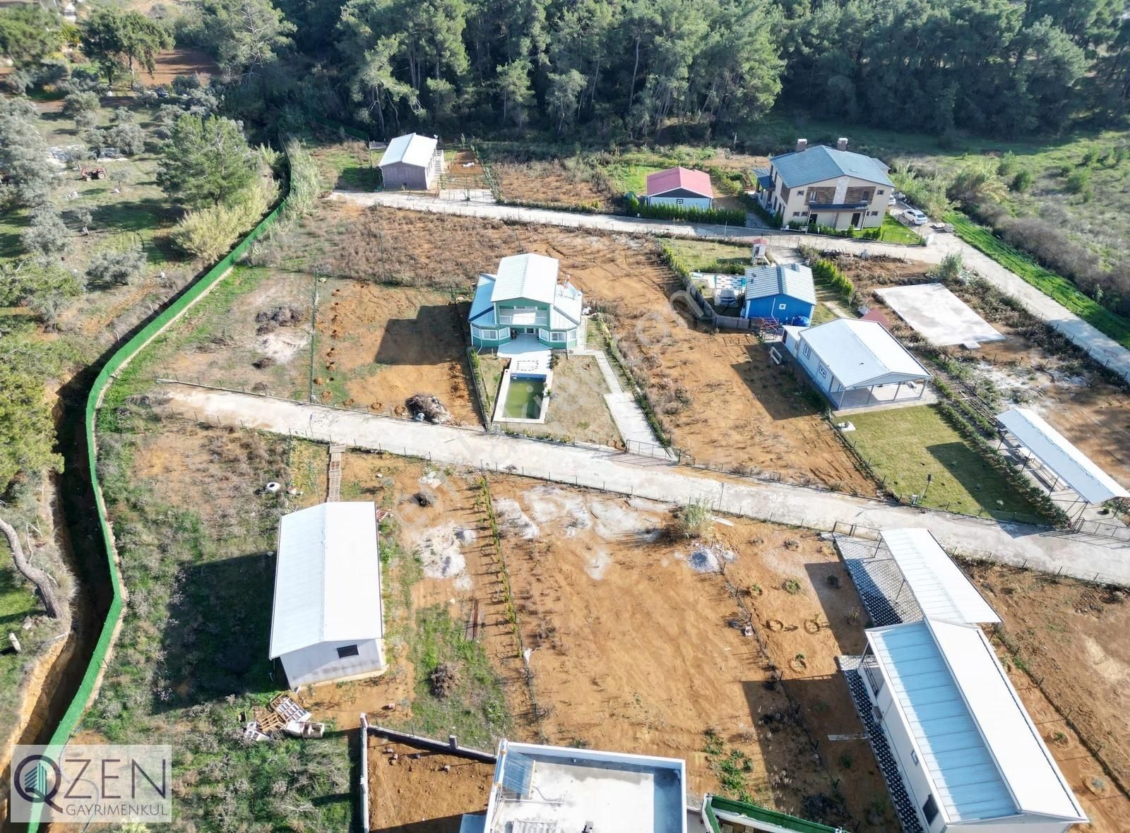 Q'zen Den Ataköy De Ana Cadde De 591 M2 Tapulu Son 3 Hisse - Görsel 3