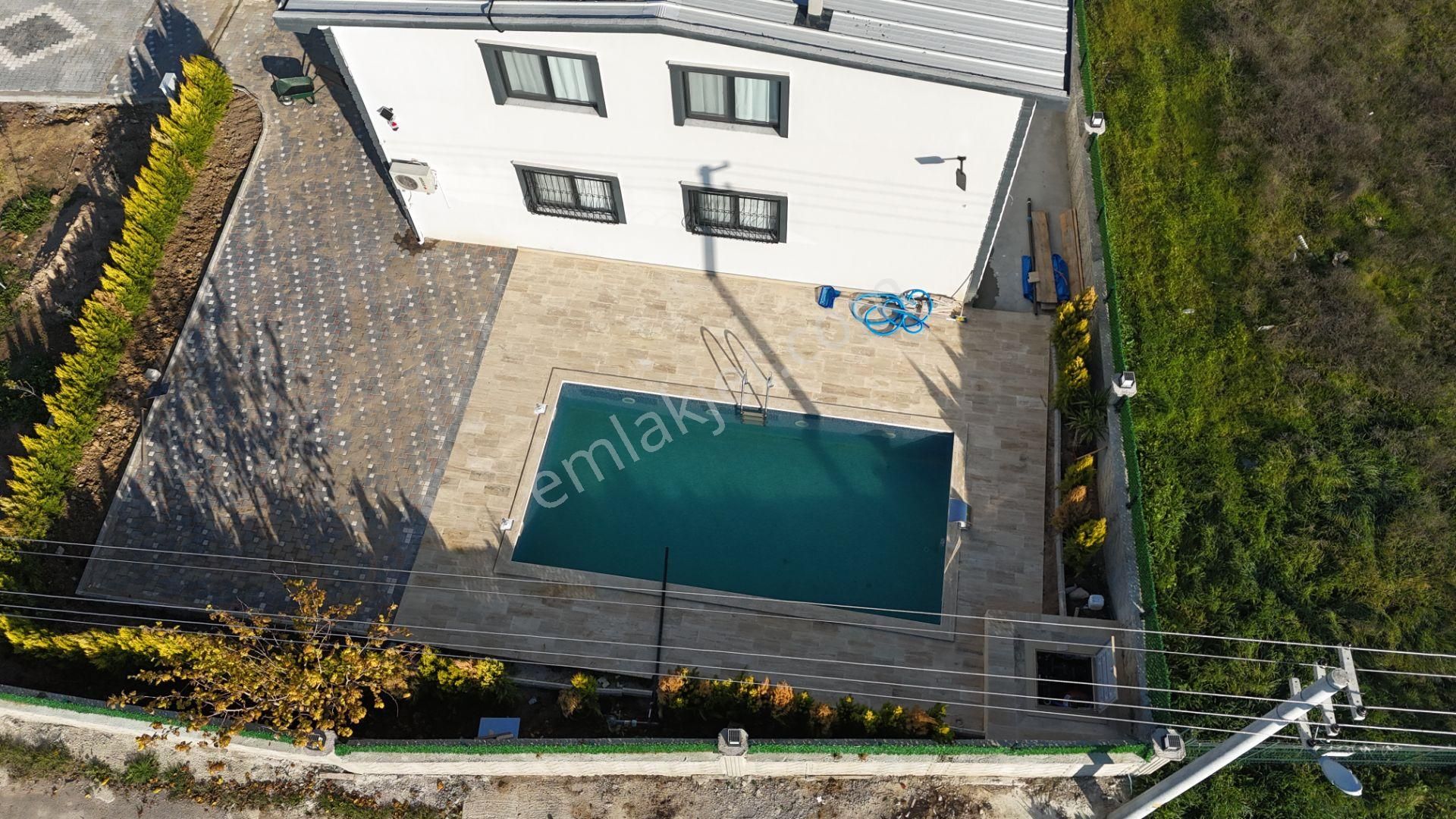 İzmir Menderes Tekelide 7 Dönüm Arsa 3+1 Ev Elektrik Su Kiralık Çiftlik - Görsel 7