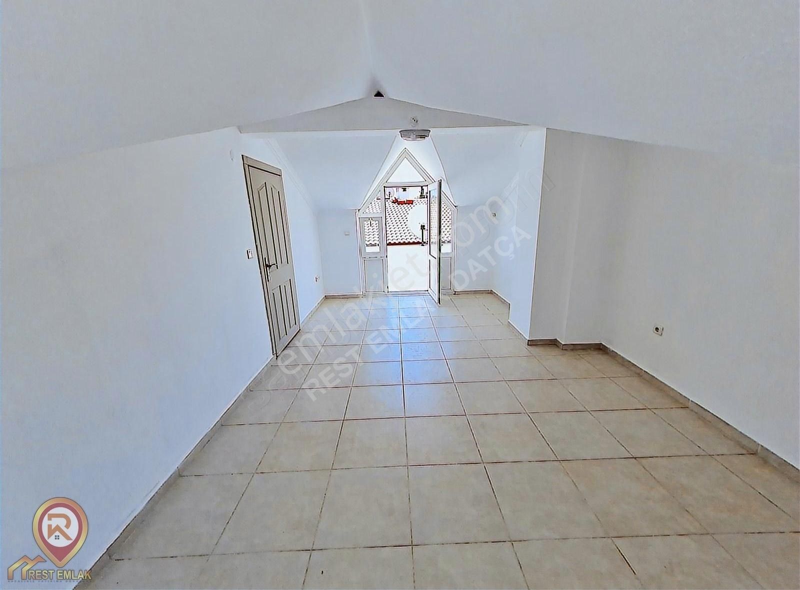 Rest Emlak- Merkezi Konumda 2+1 Ve 3+1 Bahçeli Tripleks Bina - Görsel 23