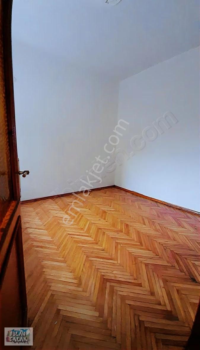 Bulan'dan Ulus Parkına Yakın Ev Ve Ofise Uygun Müstakil Girişli - Görsel 18