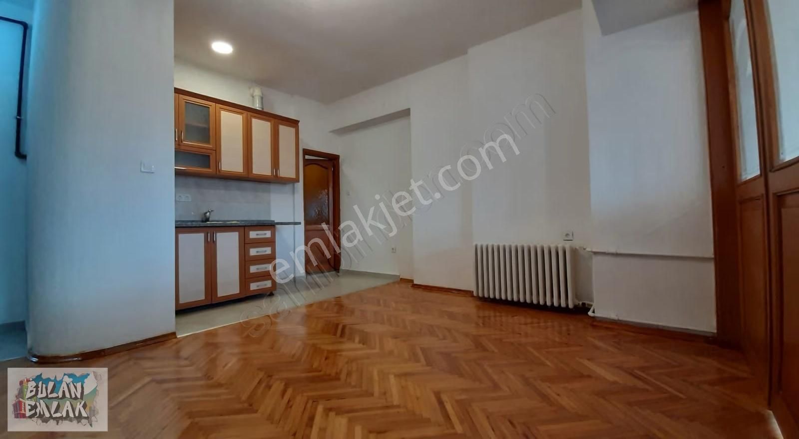 Bulan'dan Ulus Parkına Yakın Ev Ve Ofise Uygun Müstakil Girişli - Görsel 31