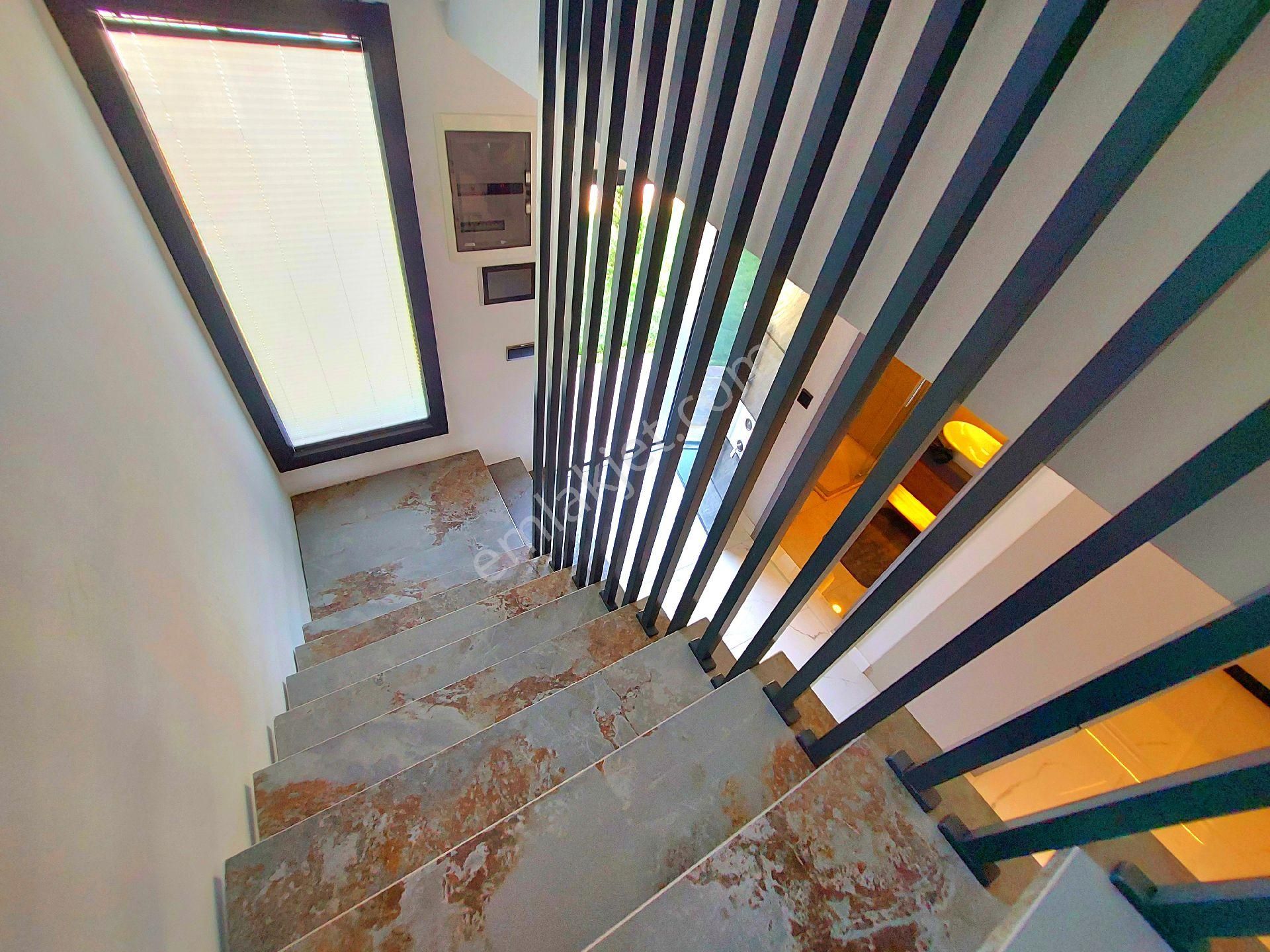 Ata Emlak'tan Plaja Ve Alış-veriş Mağ.yakın Özel Havuzlu Tek Müstakil Bahçeli Sıfır Villa - Görsel 19