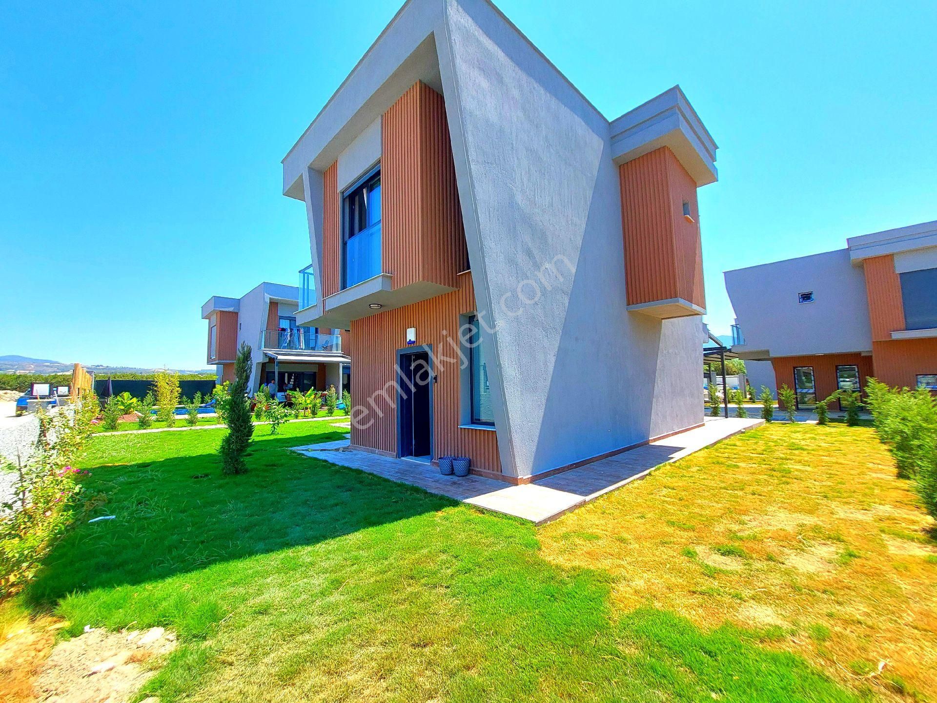 Ata Emlak'tan Plaja Ve Alış-veriş Mağ.yakın Özel Havuzlu Tek Müstakil Bahçeli Sıfır Villa - Görsel 35