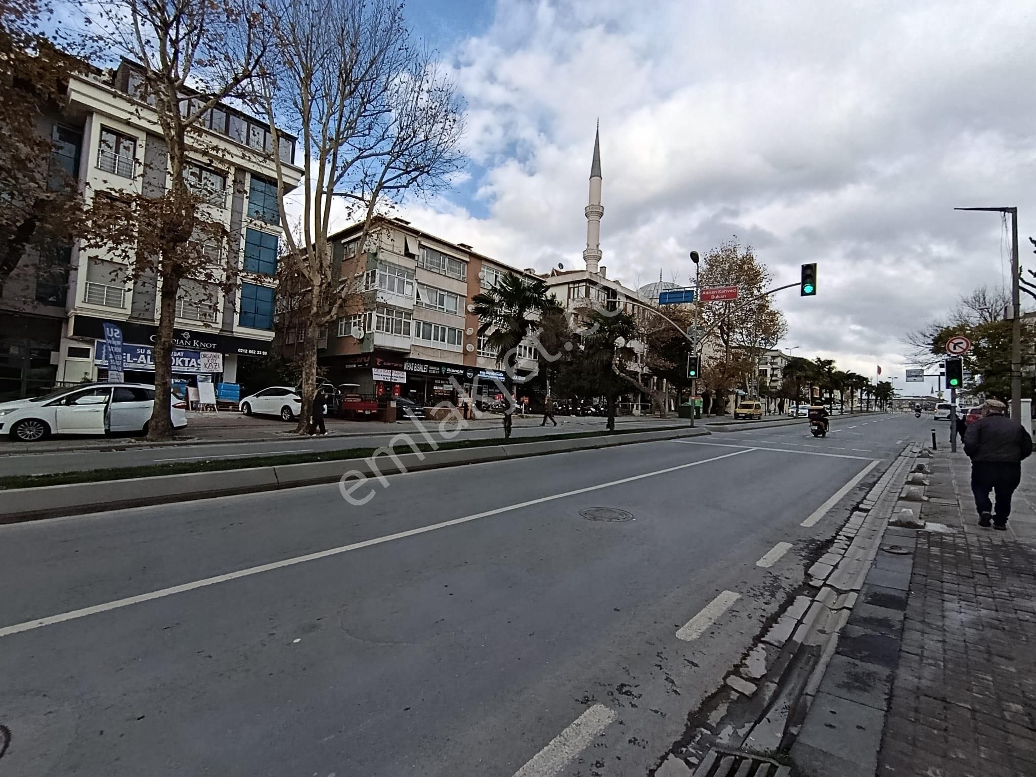 Bahçelievler Adnan Kahveci Bulvarı Üzeri 2+1 Satılık Daire - Görsel 21