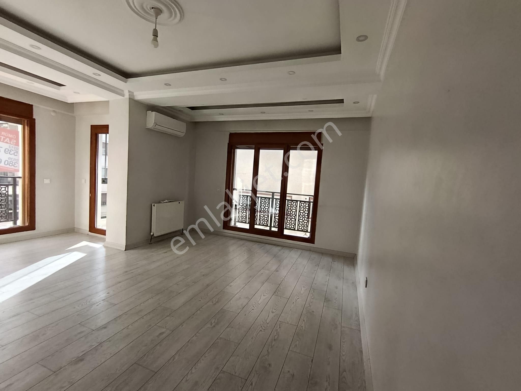 Bahçelievler Adnan Kahveci Bulvarı Üzeri 2+1 Satılık Daire - Görsel 7