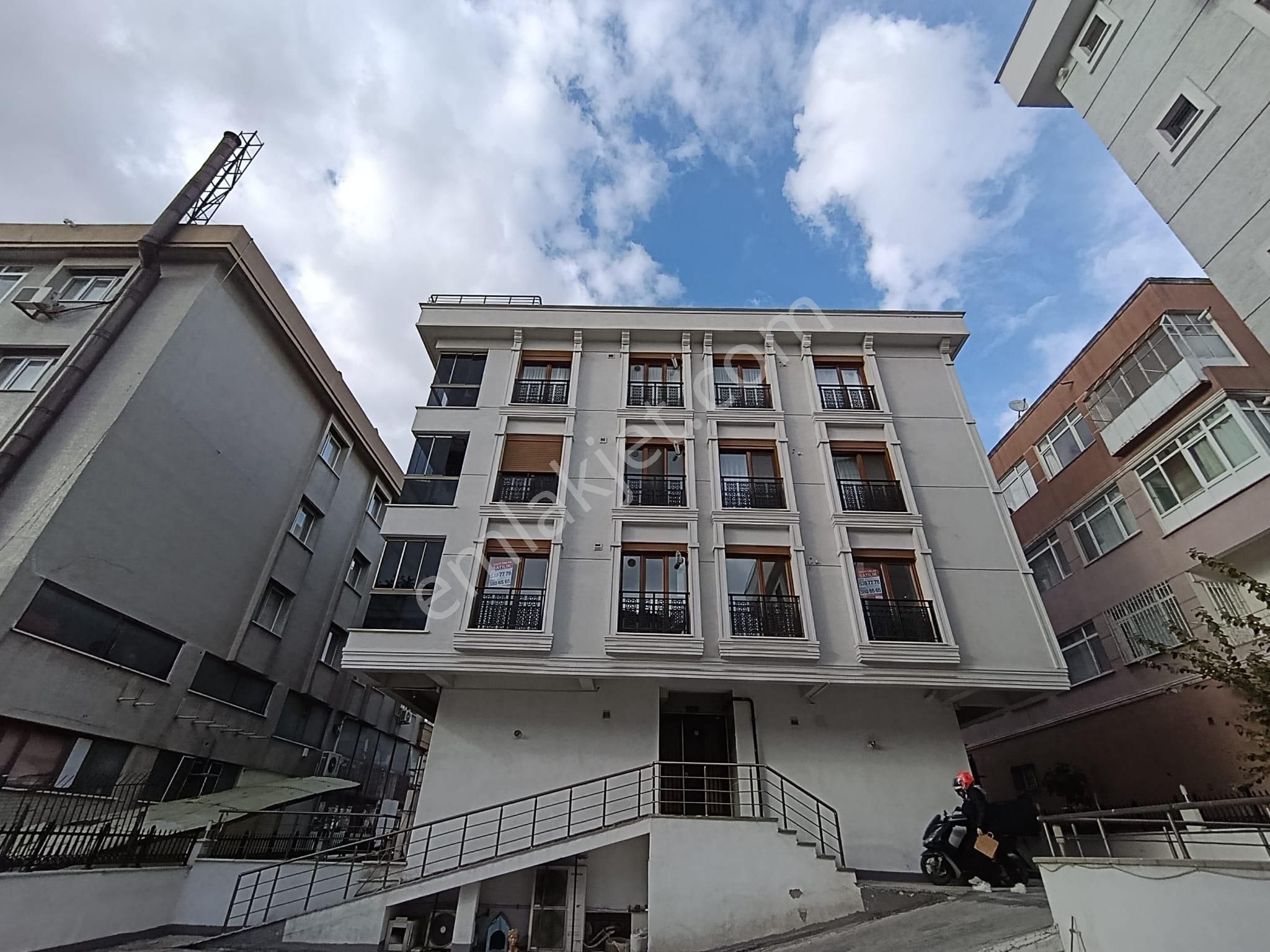 Bahçelievler Adnan Kahveci Bulvarı Üzeri 2+1 Satılık Daire - Görsel 4