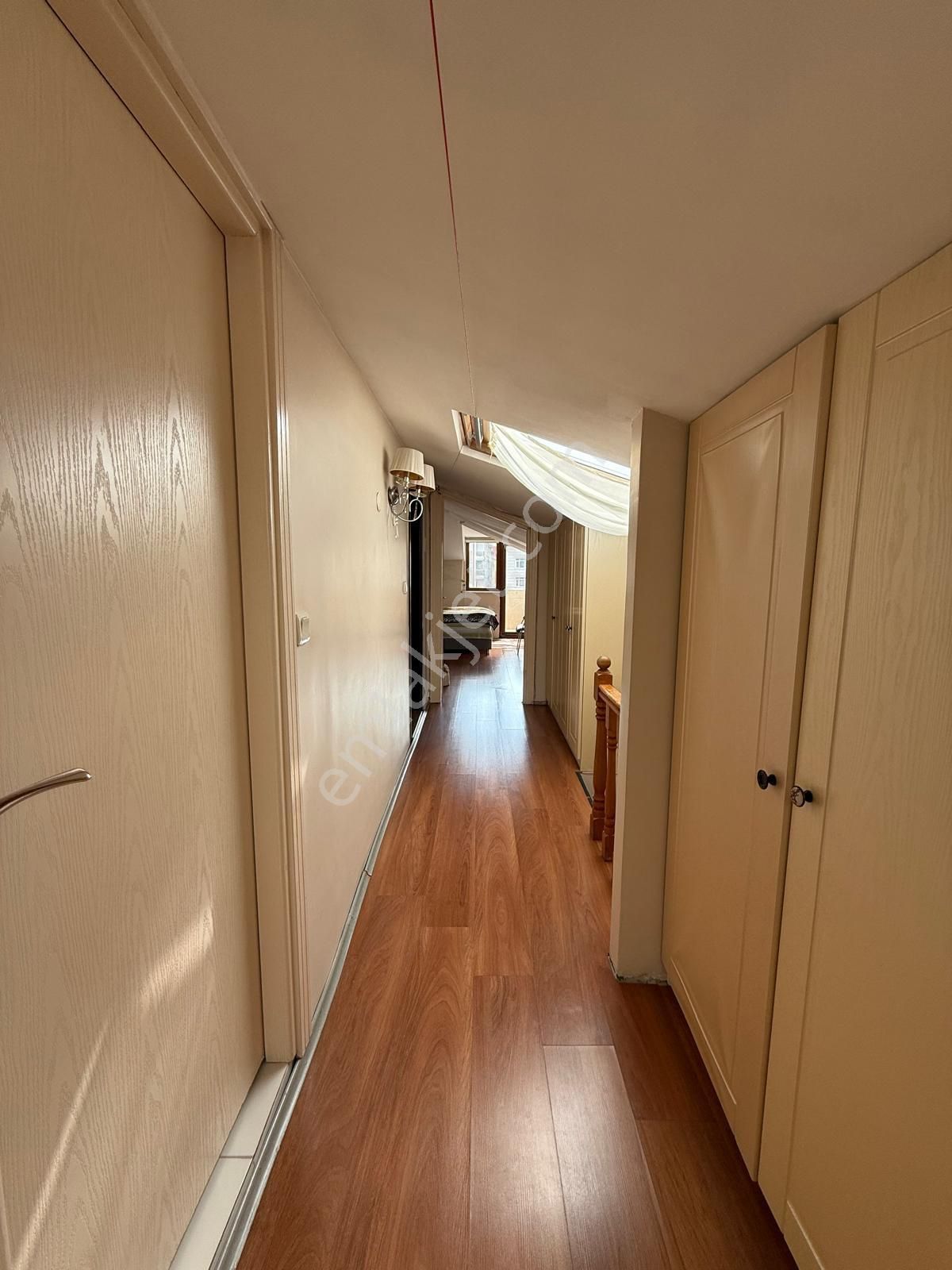 Üsküdar Kısıklı Ferah 'ta Satılık 4+1 Çatı Dubleksi - Görsel 15