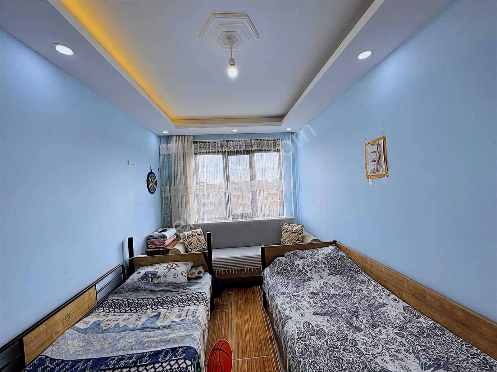 Altınova Mah. Denize Yürüme Mesafede Ferah Geniş 3+1 Daire - Görsel 24