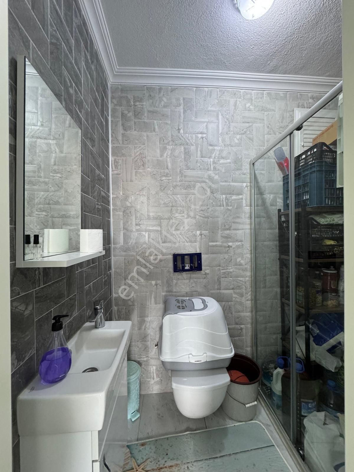 Altınova Mah. Denize Yürüme Mesafede Ferah Geniş 3+1 Daire - Görsel 2