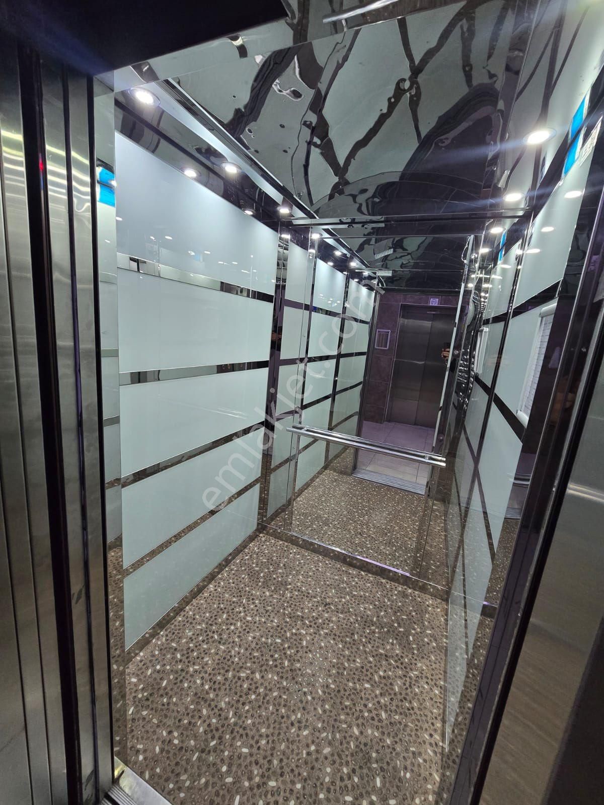 Beyazşehir Mahallesi Borsaistanbul İlkokulu Yanı Satılık Full+full Yapılı 3+1 Daire - Görsel 5