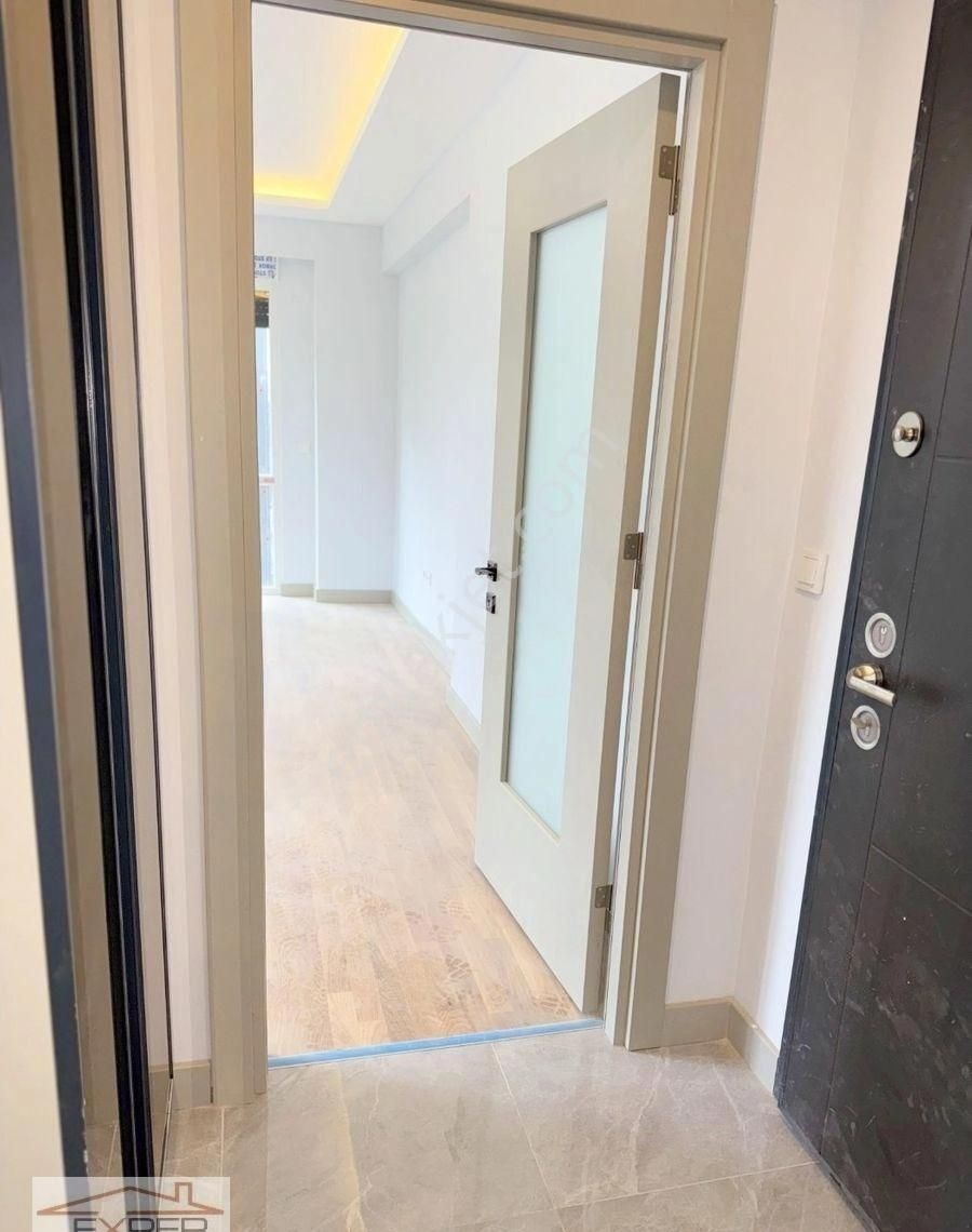 Kozyatağı Metro'ya Çok Yakın, Otoparklı Sıfır Binada 80m2, 2+1 - Görsel 31