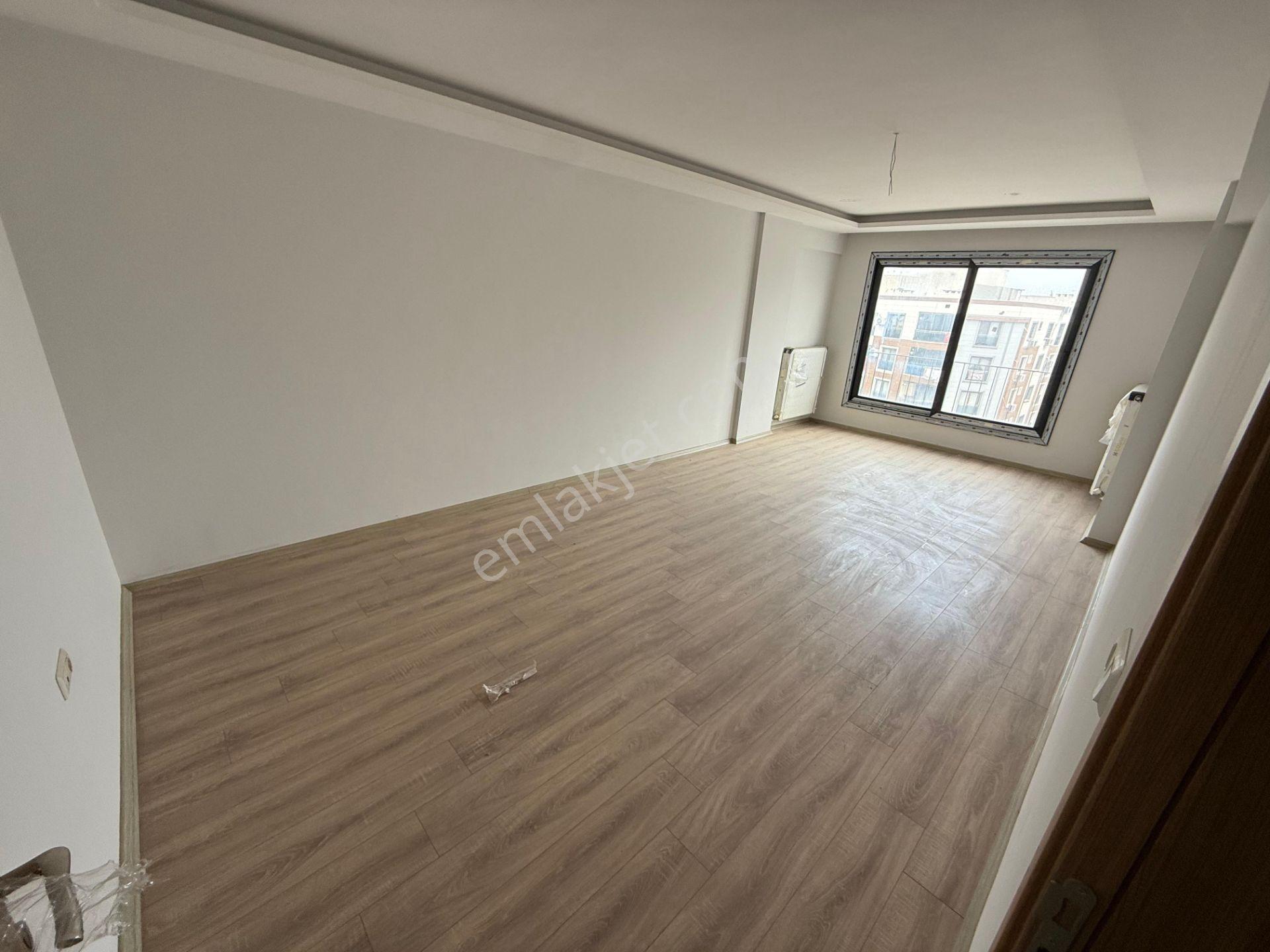 🏡50 Yıl Mahallesi 🏡 ✅6+1 200m2 5 Katlının Çatı Dubleksi ❇️full Özelikli Petek Kombili - Görsel 2