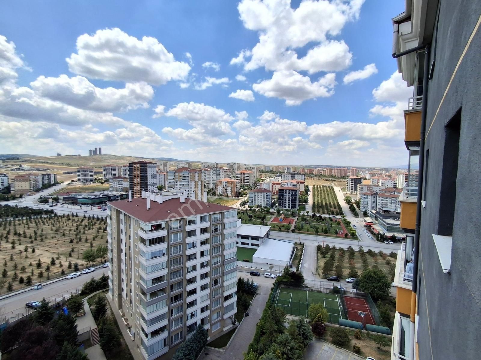 Ahi Mesut Mahallesinde Mükemmel Manzaralı Satılık 3+1 Daire - Görsel 27