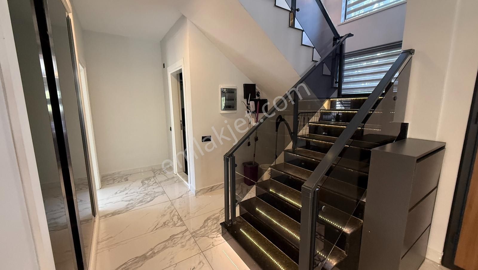 6+1 Ultra Lüks Villa - Hamam - Sauna - Özel Otopark 14 Kişilik - Görsel 4