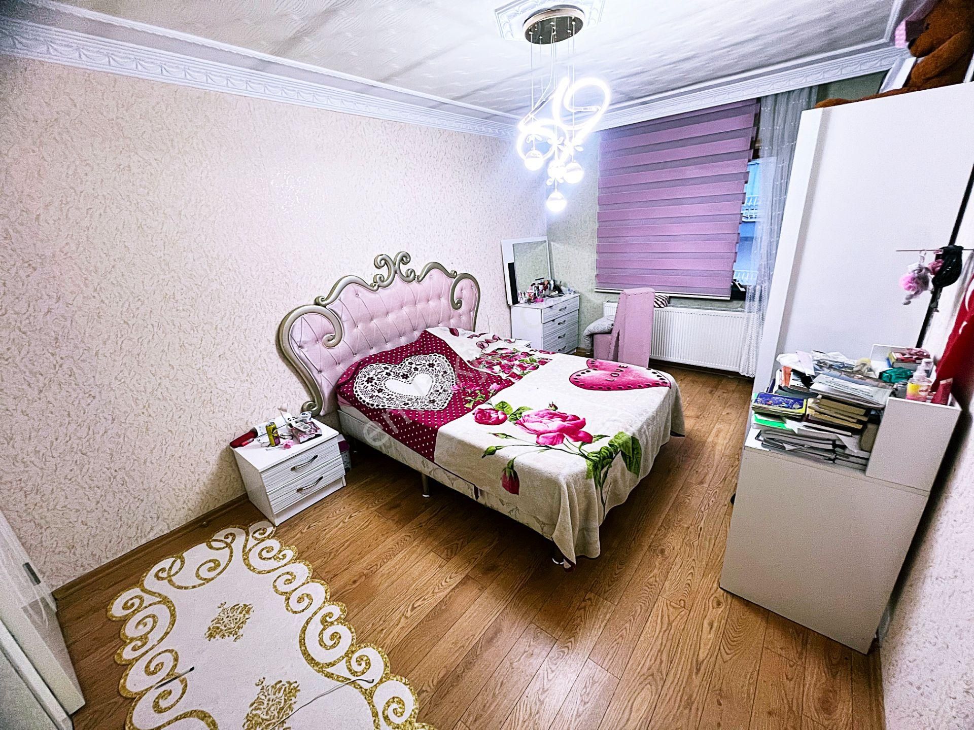 Burç Ve Pamuklar Sınırı Kızılcahamam Cadde Üstü Ful Yapılı 5+1 - Görsel 23