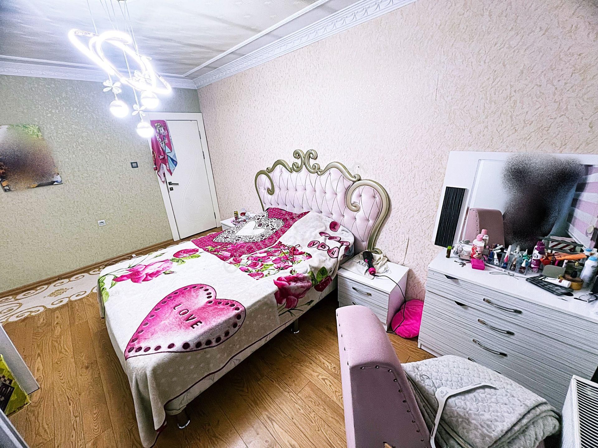 Burç Ve Pamuklar Sınırı Kızılcahamam Cadde Üstü Ful Yapılı 5+1 - Görsel 24