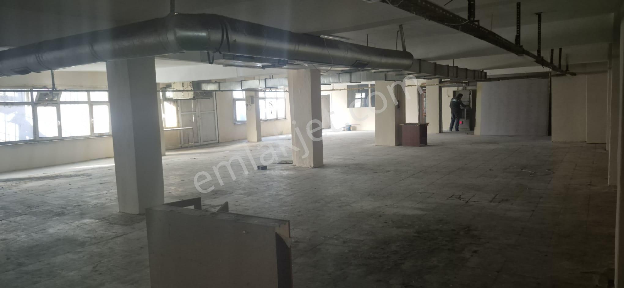 Remax Necati Kurt/ Sultangazi Cebeci'de Kiralık 624 M² Atölye / İmalathane - Görsel 6