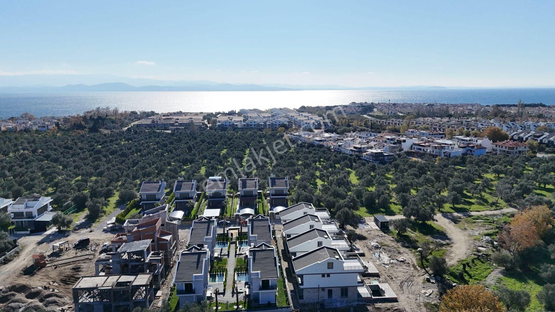 Irmaksudan Tasarımı İle Ğöz Kamaştıran 4+1 Havuzlu Lüks Villalar - Görsel 10