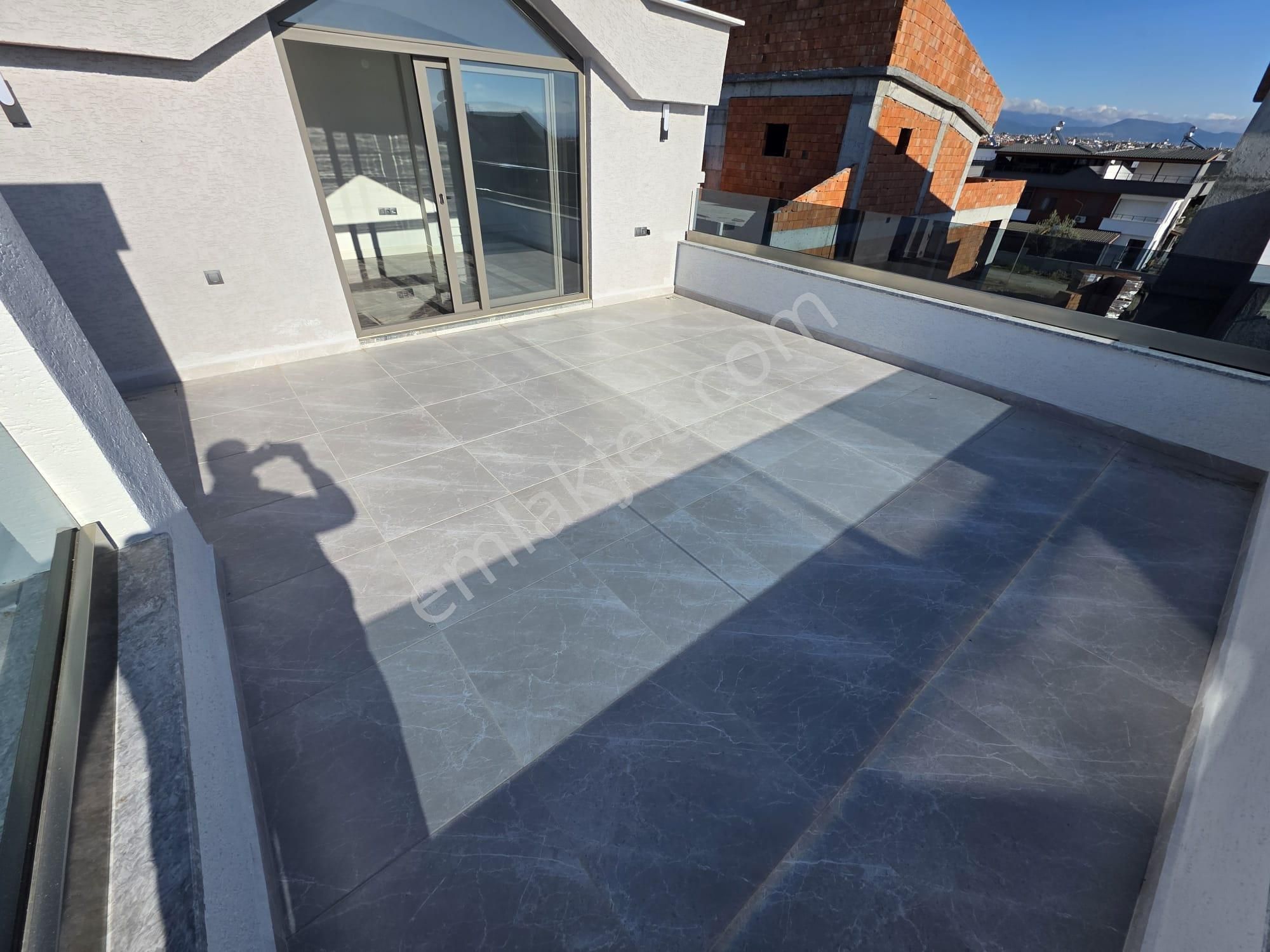 Irmaksudan Tasarımı İle Ğöz Kamaştıran 4+1 Havuzlu Lüks Villalar - Görsel 31