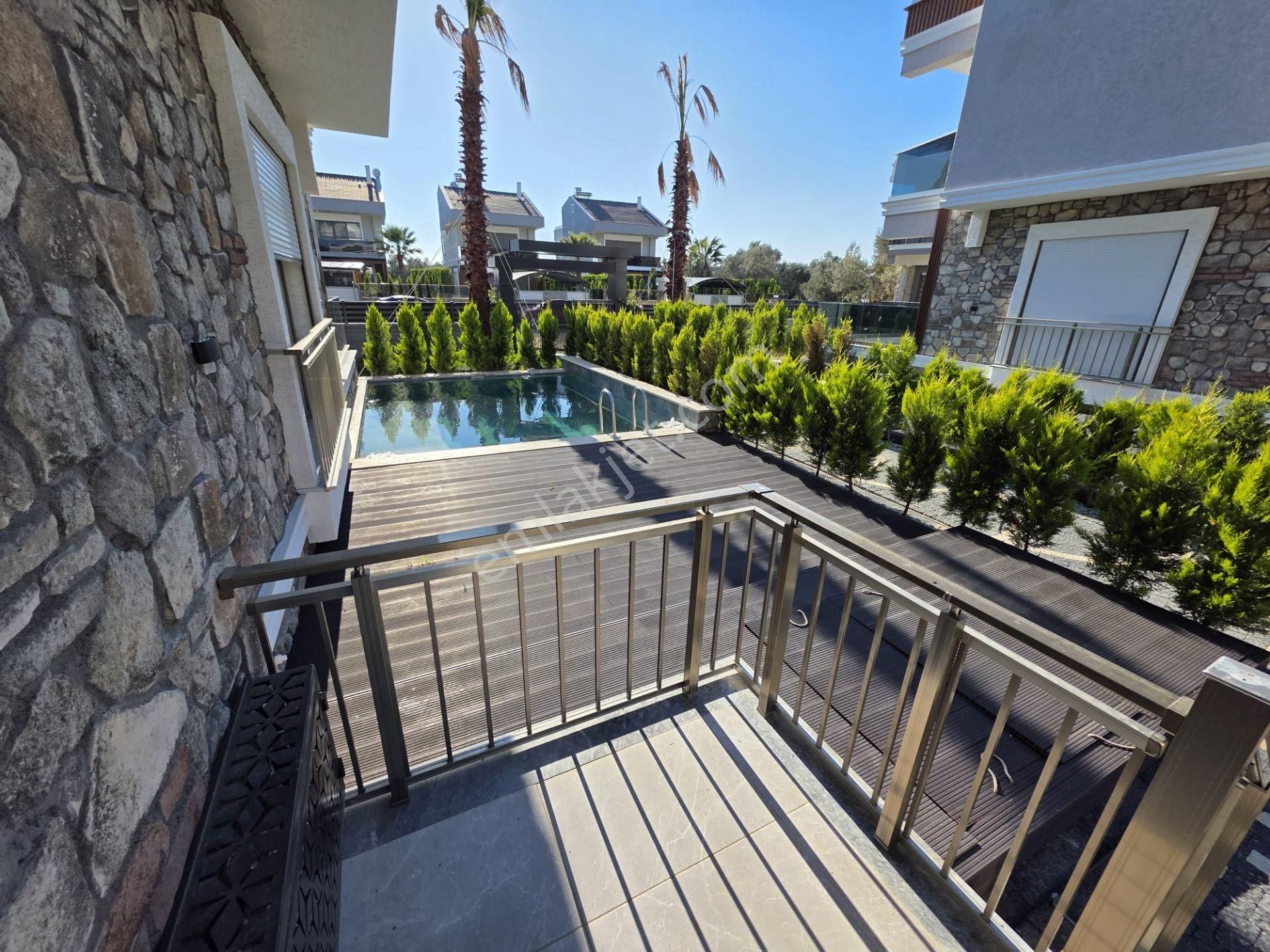 Irmaksudan Tasarımı İle Ğöz Kamaştıran 4+1 Havuzlu Lüks Villalar - Görsel 4