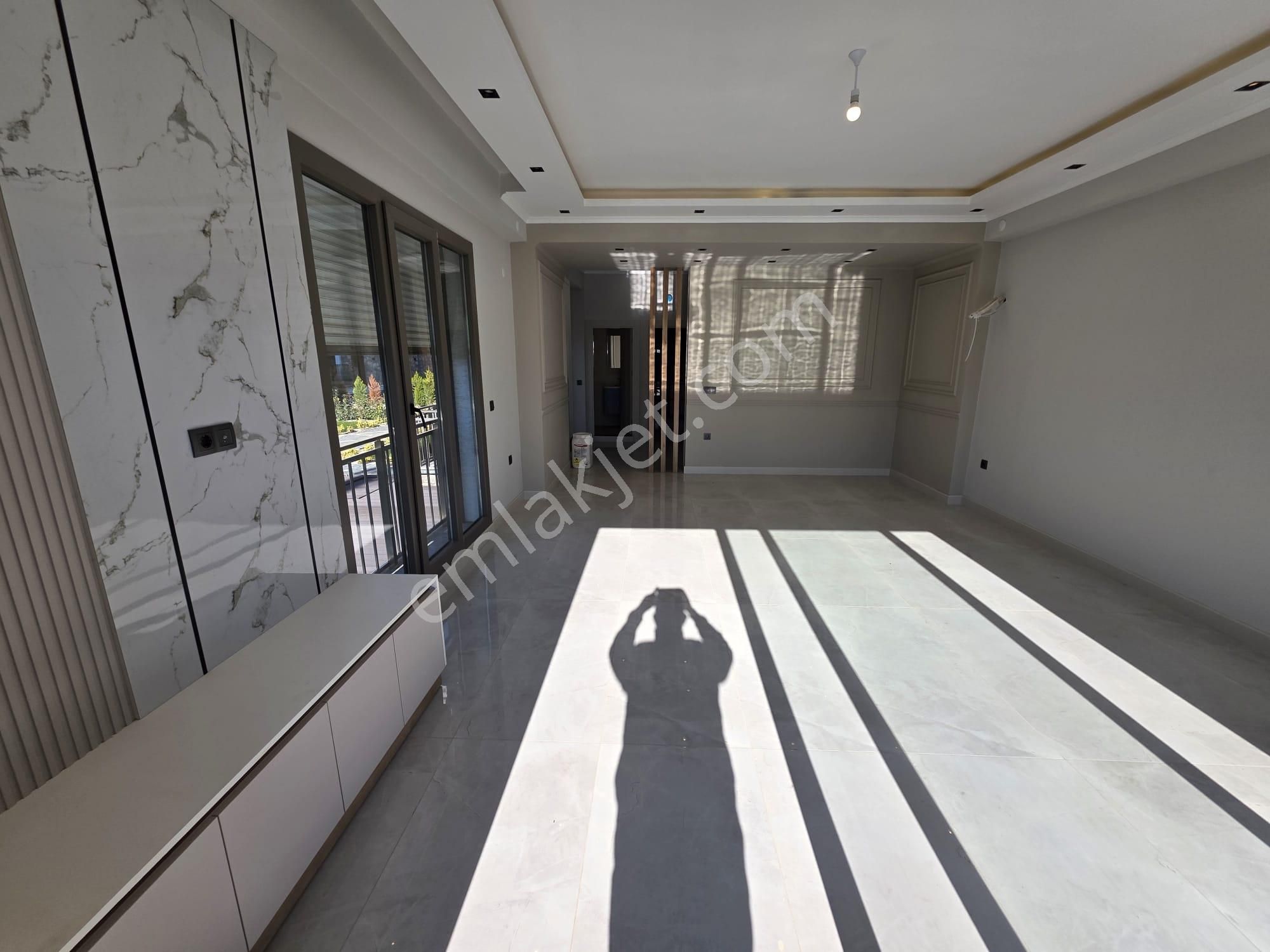 Irmaksudan Tasarımı İle Ğöz Kamaştıran 4+1 Havuzlu Lüks Villalar - Görsel 6