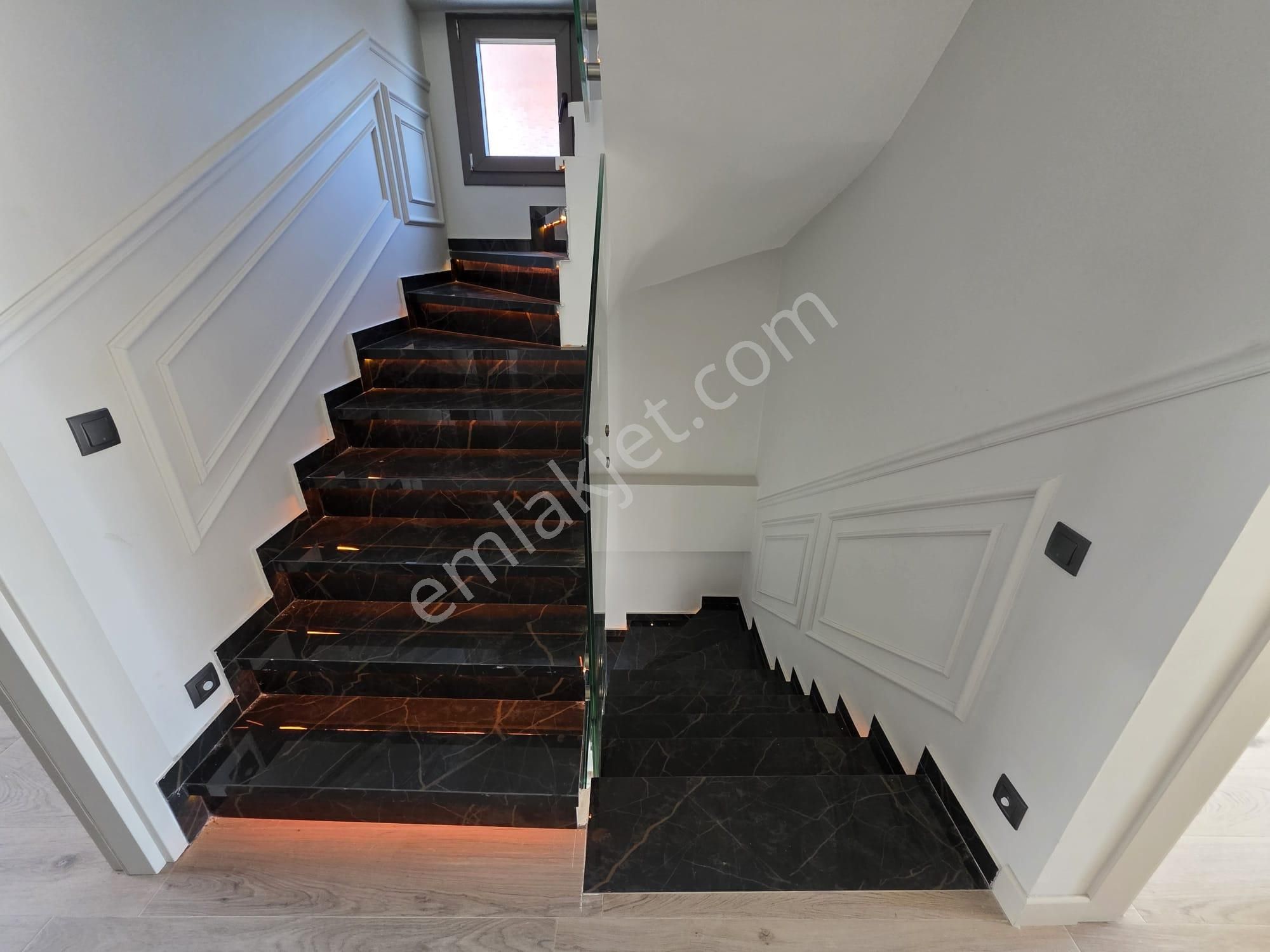 Irmaksudan Tasarımı İle Ğöz Kamaştıran 4+1 Havuzlu Lüks Villalar - Görsel 22