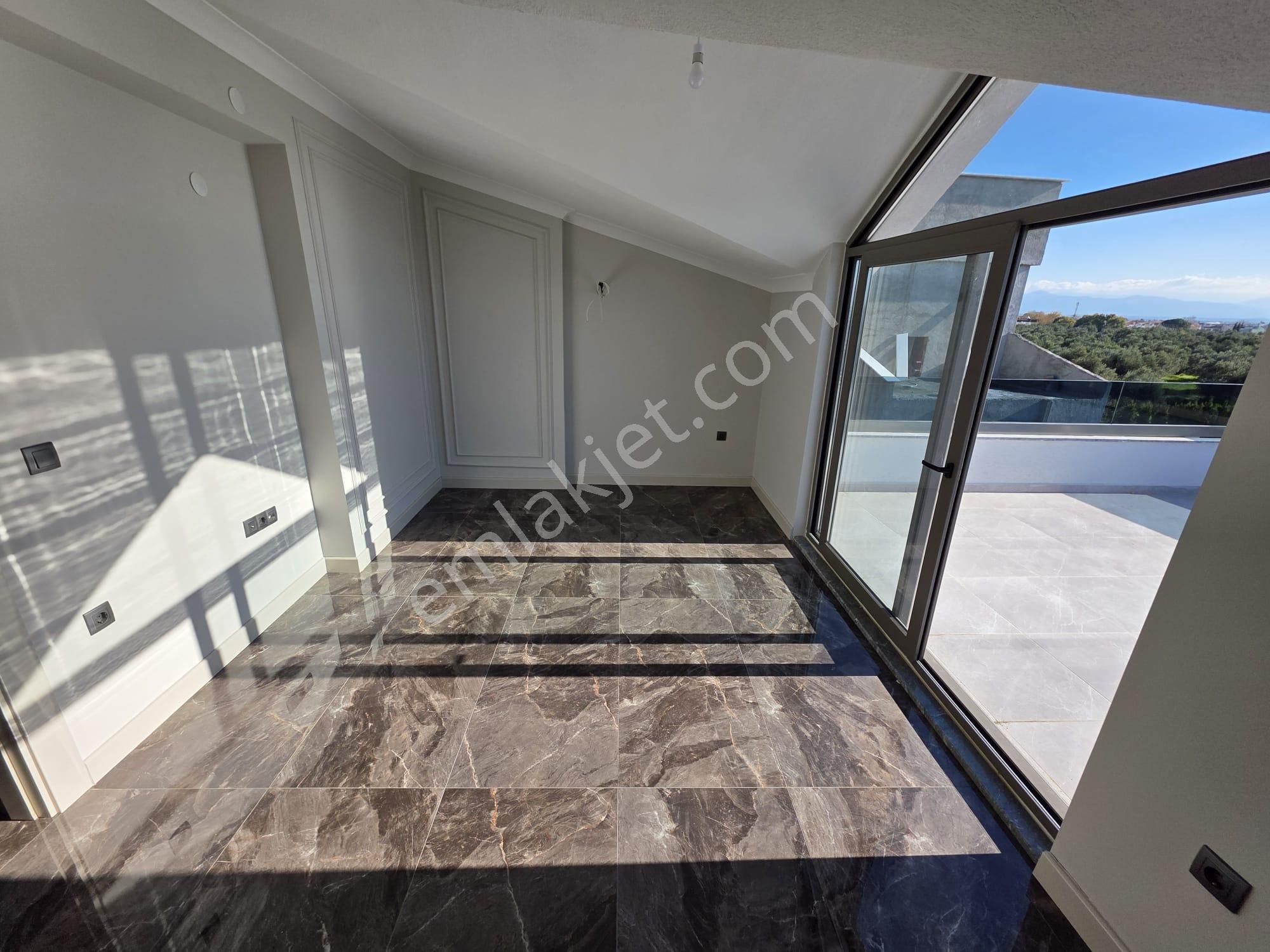 Irmaksudan Tasarımı İle Ğöz Kamaştıran 4+1 Havuzlu Lüks Villalar - Görsel 27