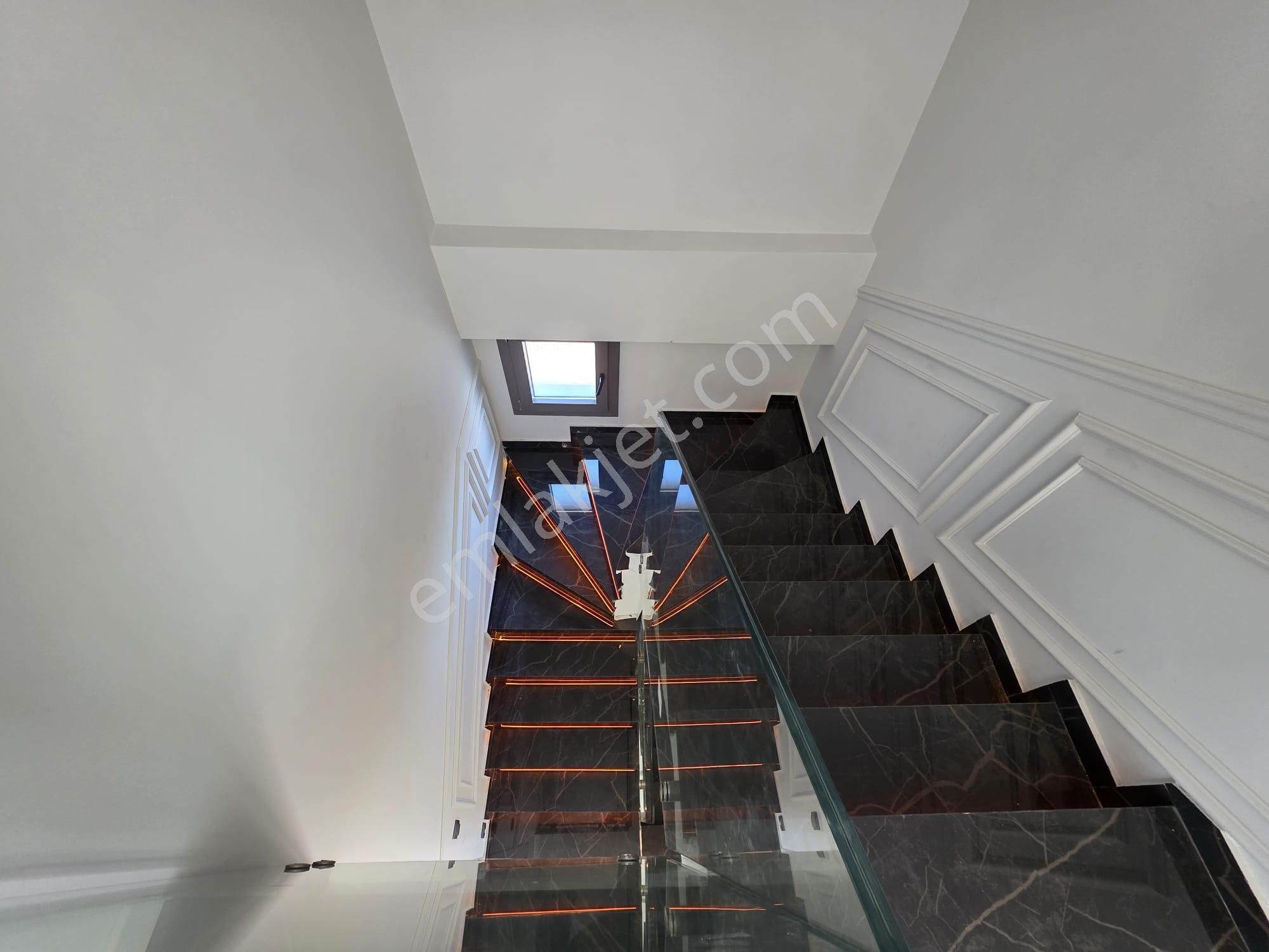 Irmaksudan Tasarımı İle Ğöz Kamaştıran 4+1 Havuzlu Lüks Villalar - Görsel 29