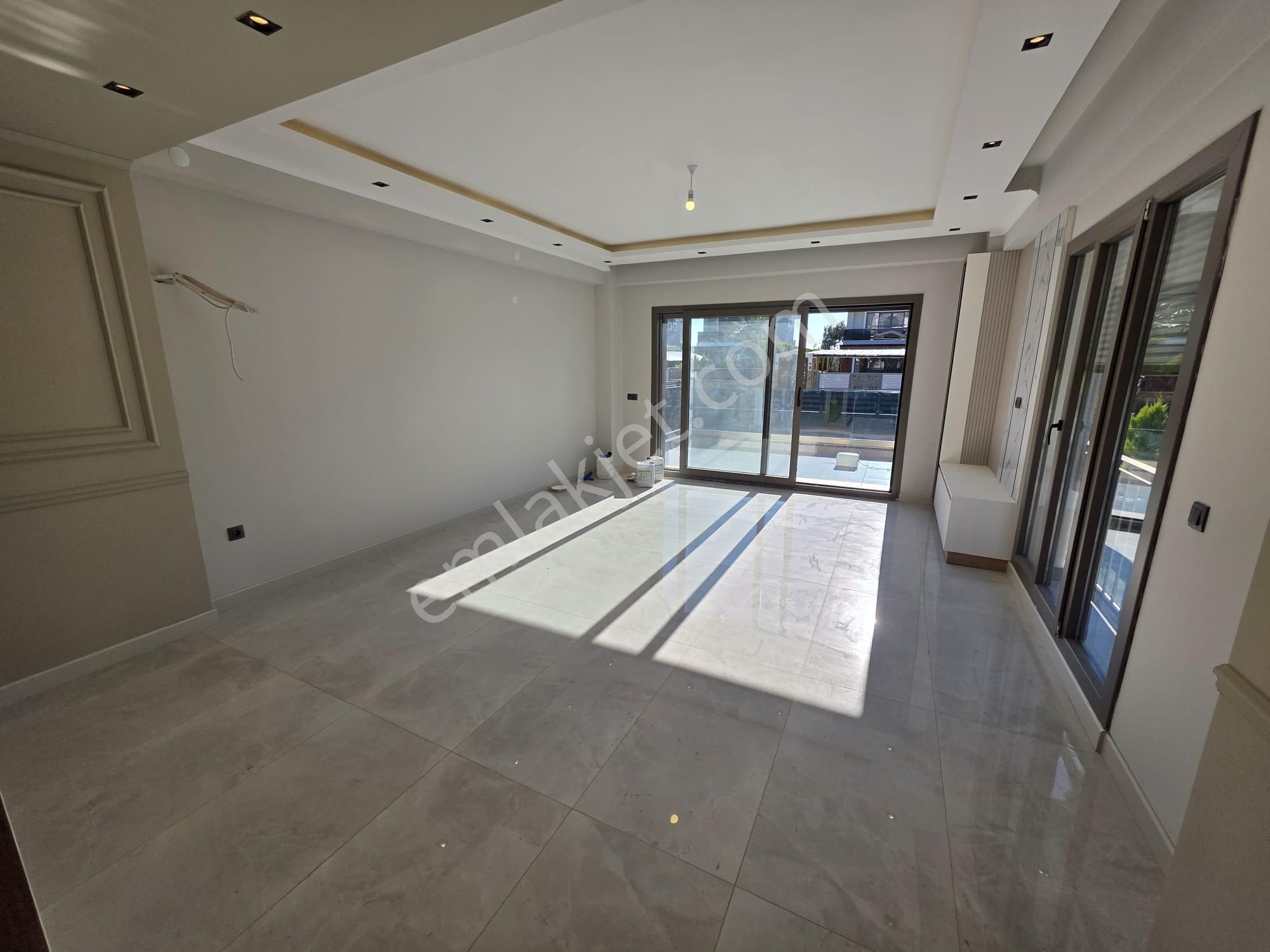 Irmaksudan Tasarımı İle Ğöz Kamaştıran 4+1 Havuzlu Lüks Villalar - Görsel 11