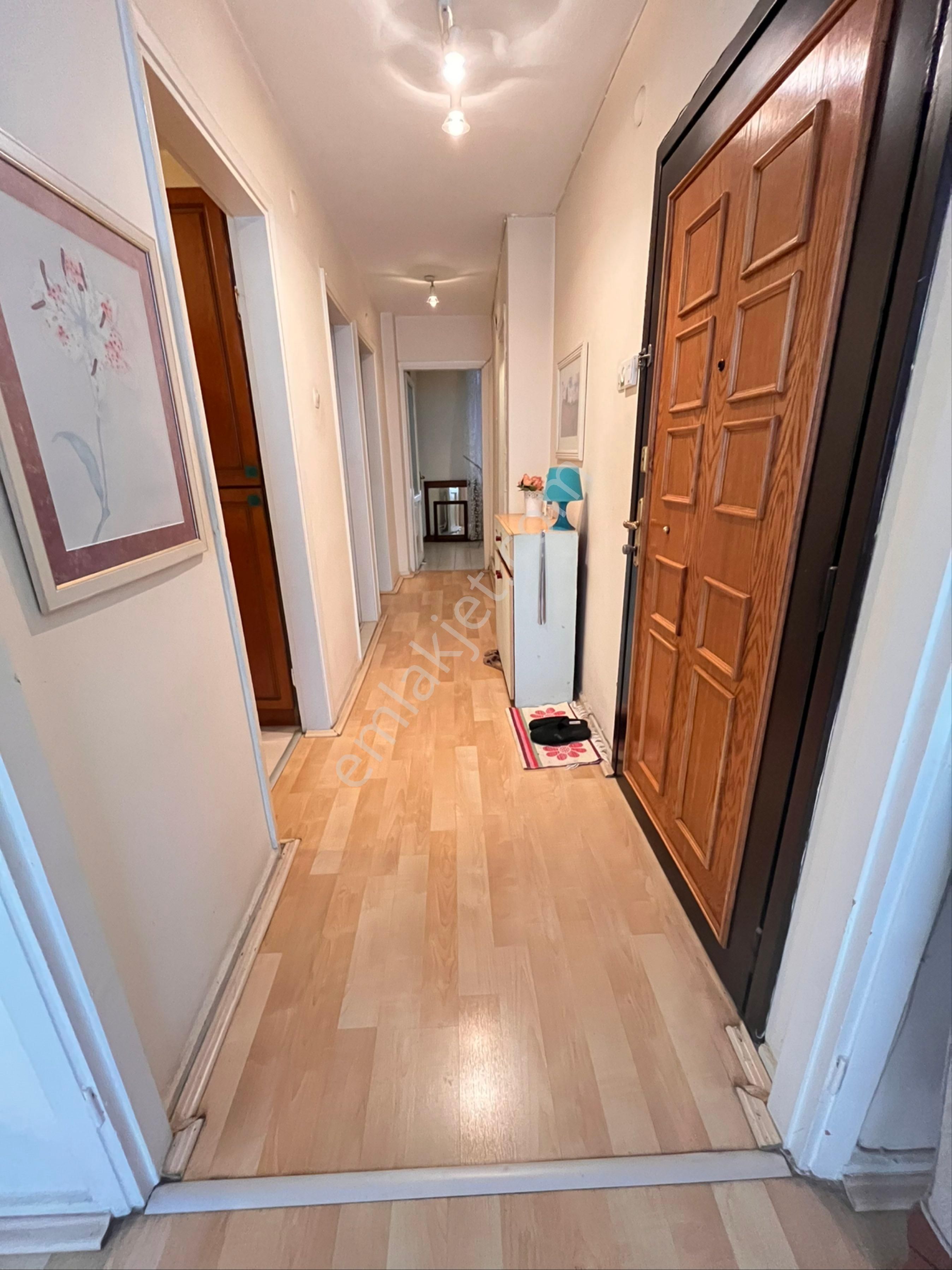 Metro Yakınında 2+1 90m2 Çift Cepheli Arakat Temiz Bakımlı Daire - Görsel 8