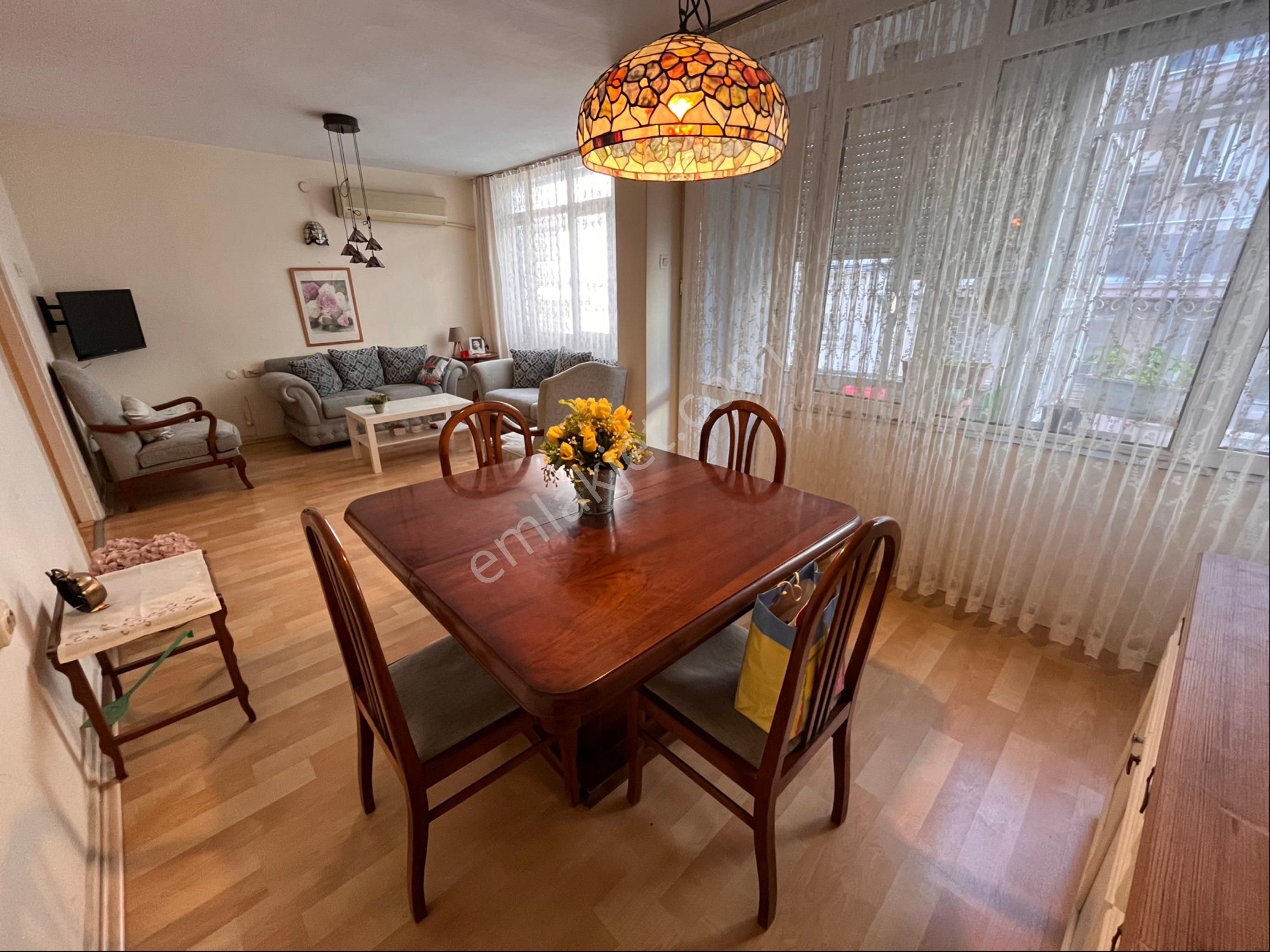 Metro Yakınında 2+1 90m2 Çift Cepheli Arakat Temiz Bakımlı Daire - Görsel 5