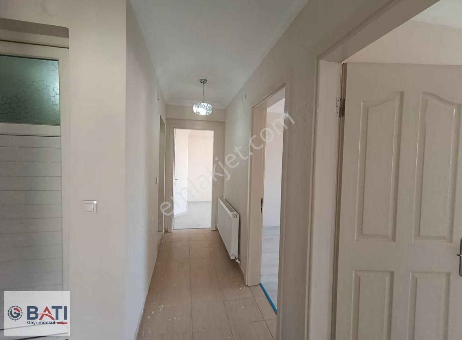 Torbalı Batı Gayrimenkul Den Kiralık Tadilatlı Daire