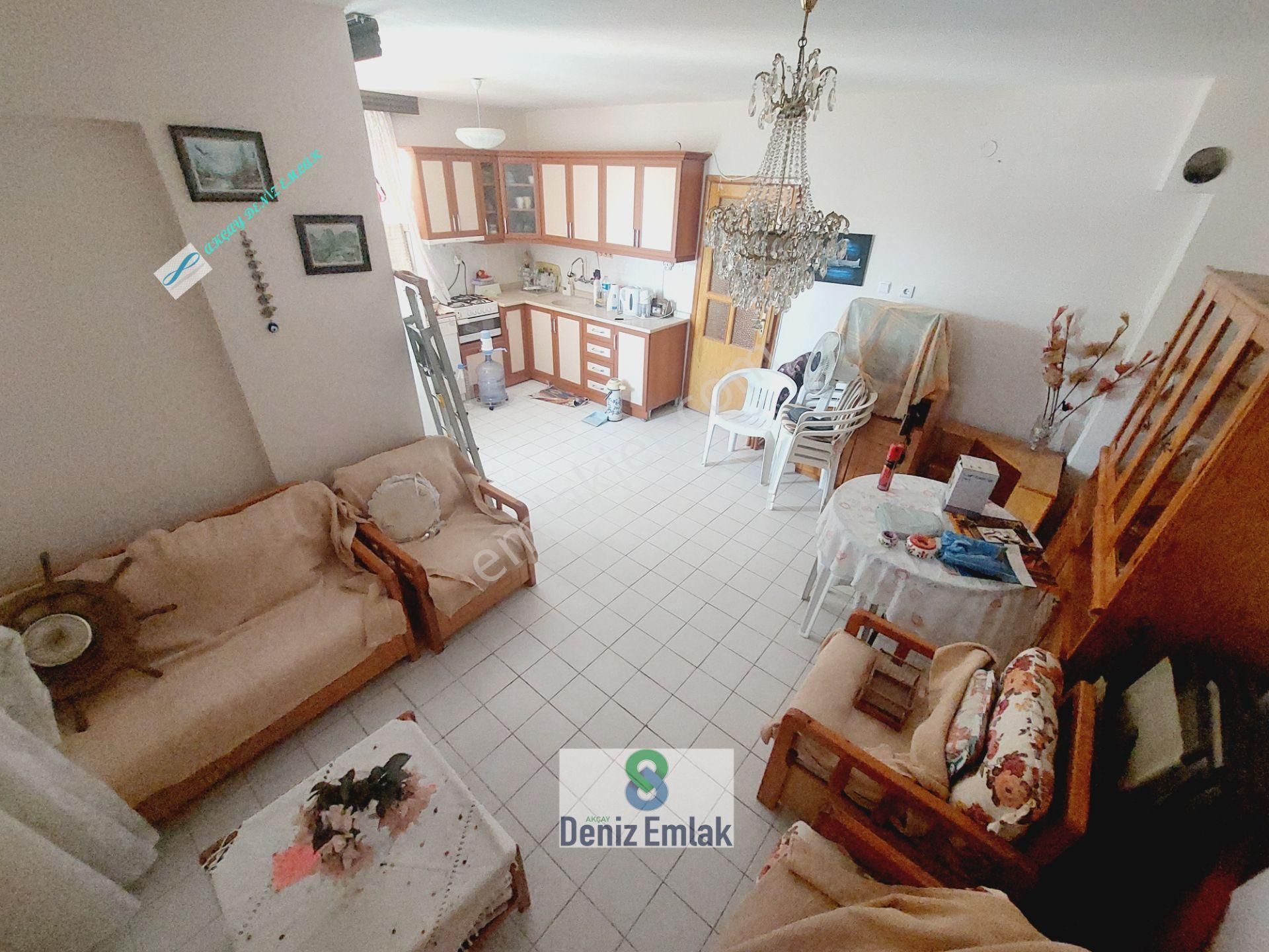 Denizden Akçayda Öncephe Denize 75 Metre Satılık 3+1 Dubleks Daire. - Görsel 28