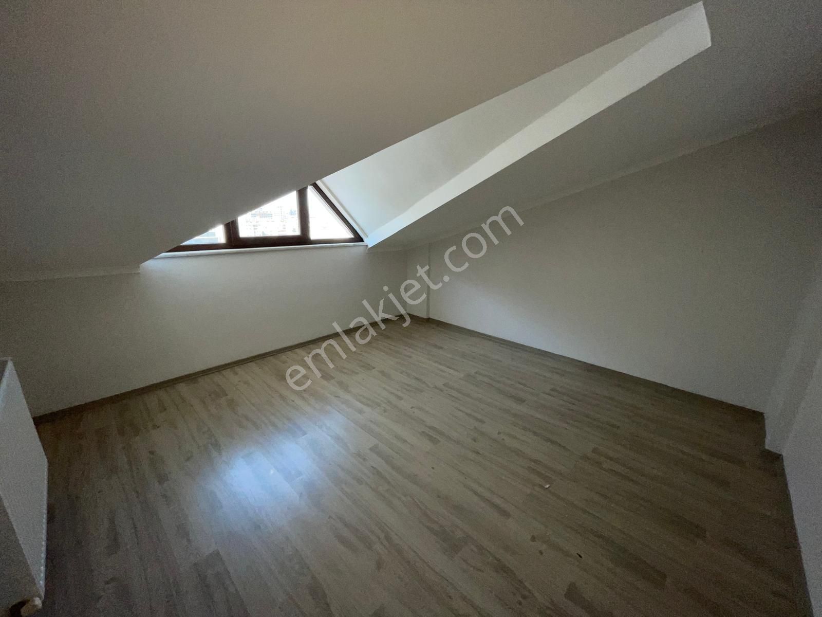Nilüfer Balat Elit Evler 2 Sitesinde Kiralık Dubleks 4+2 Daire - Görsel 17