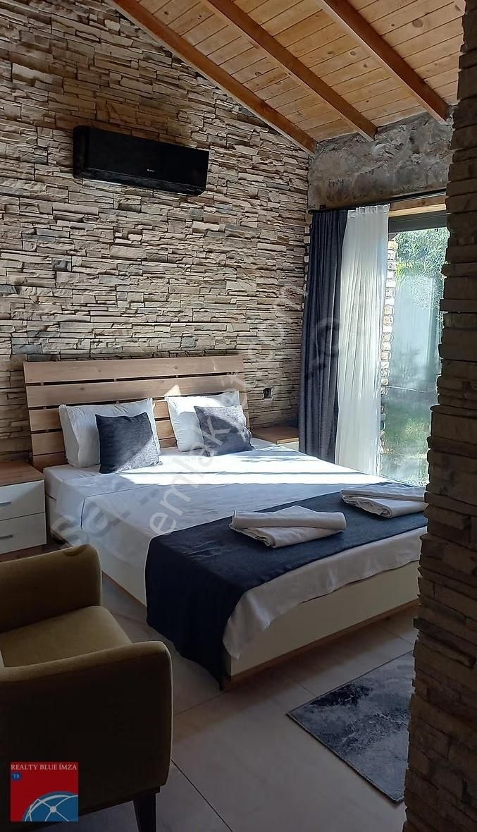 Yanıklarda 2+1 Müstakil Lüks Villa - Görsel 23