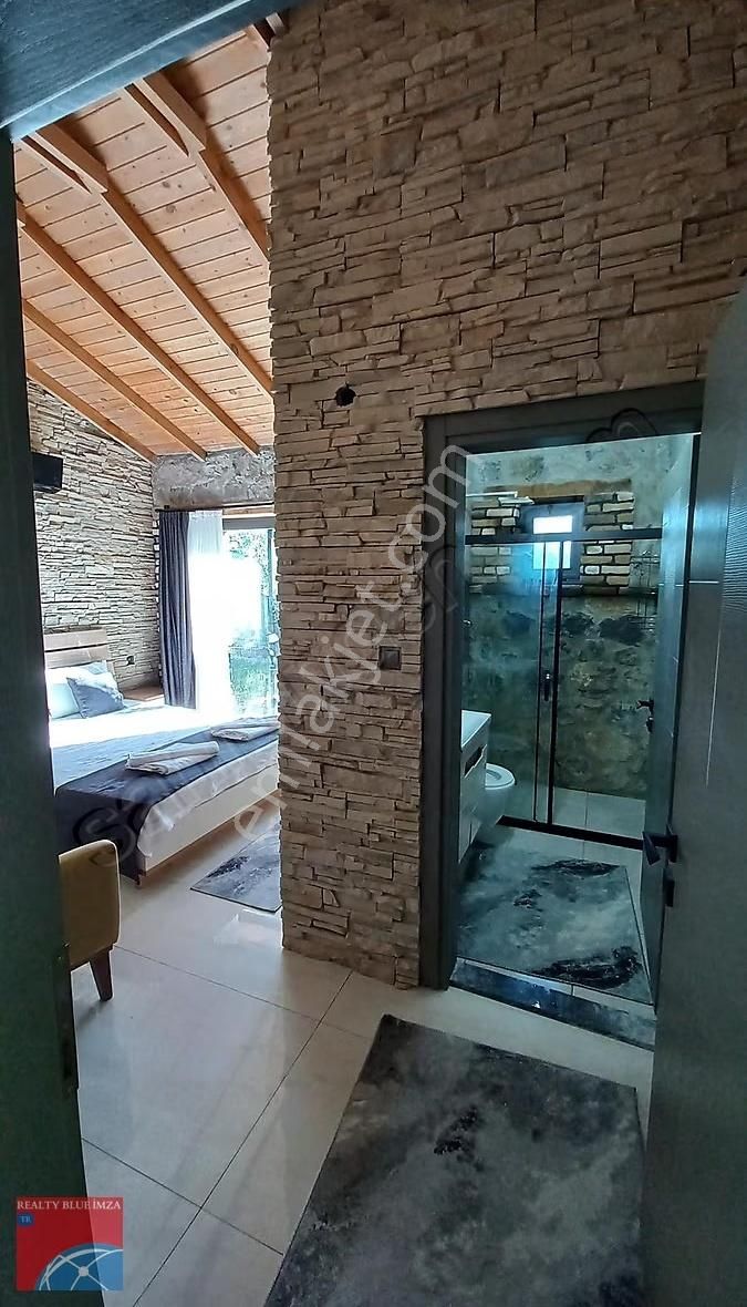 Yanıklarda 2+1 Müstakil Lüks Villa - Görsel 14