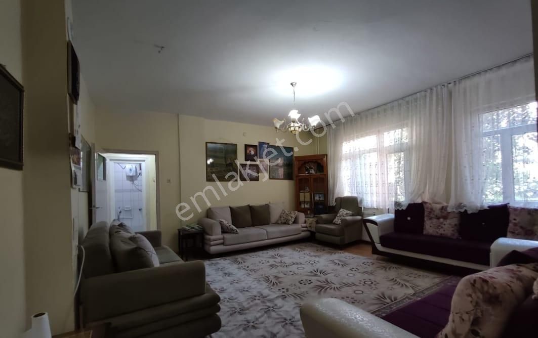 İsa Kavak Gayrimenkul'den Satılık 3+1 Daire – Selçuklu Işıklar - Görsel 8