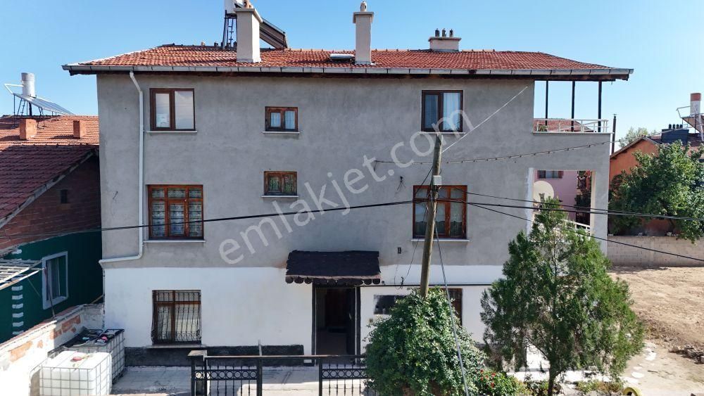 Konya / Meram / Harmancık Mahallesinde 3 Katlı Müstakil Ev - Görsel 5