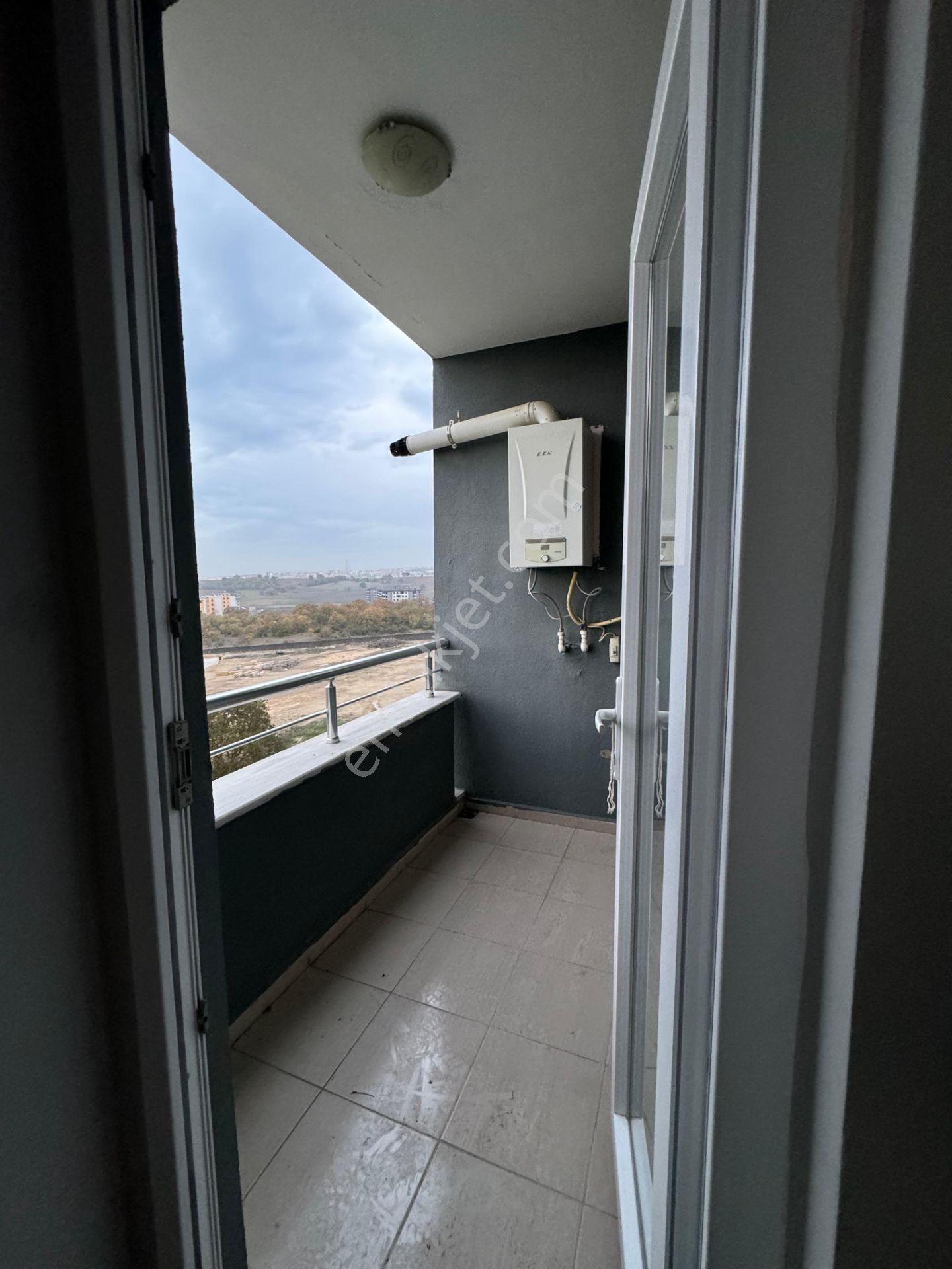 Remax Advantage'den Kiralık 5+1 Havuzlu Site İçinde Daire - Görsel 19