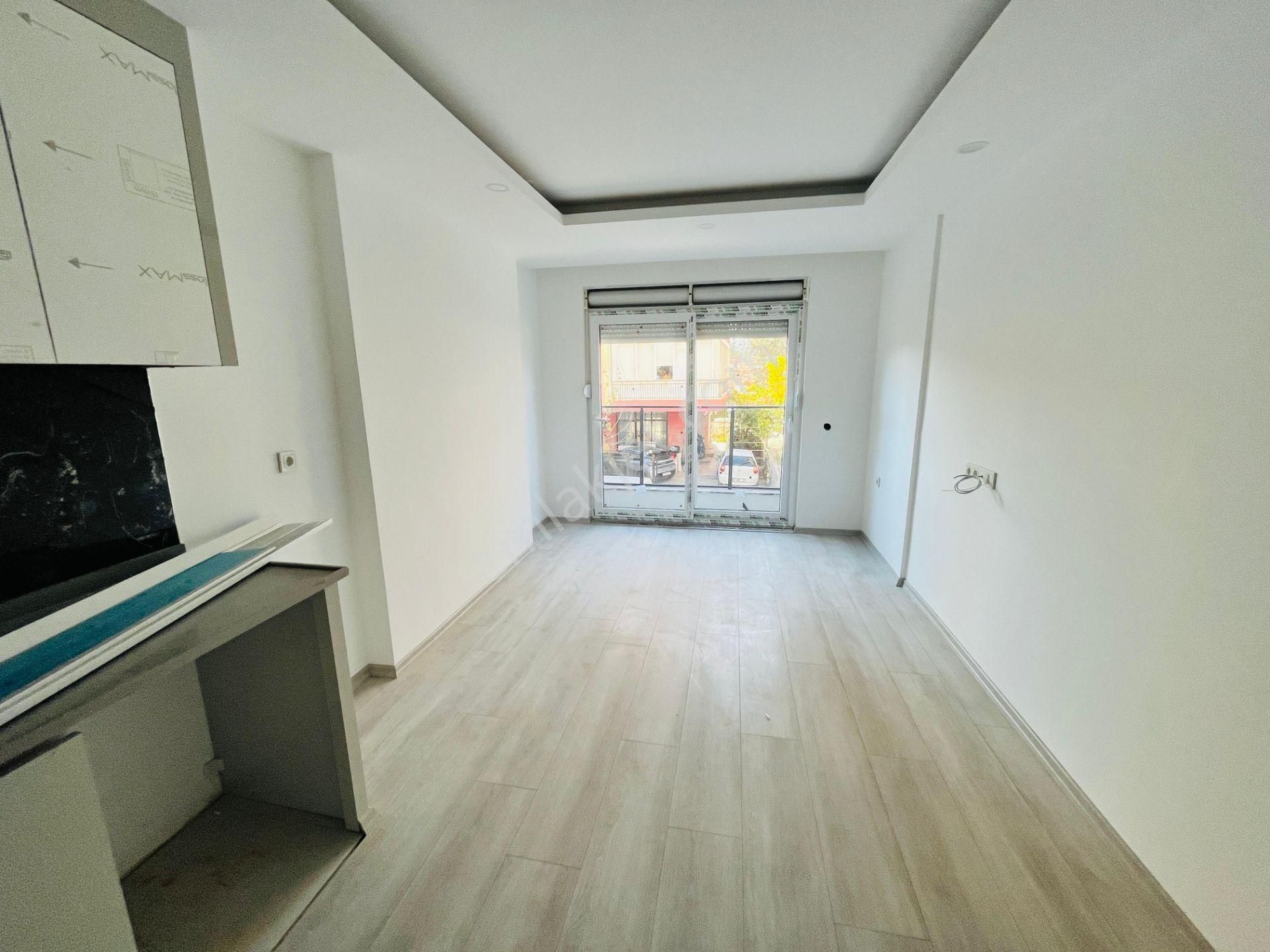 Cumhuriyet 'te Çok Şık , Geniş , Kullanışlı Fırsat 1+1 'ler - Görsel 6