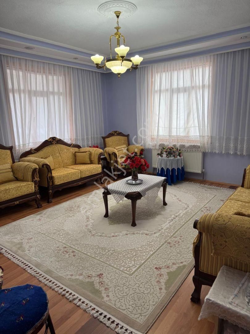 Konya Meram Harmancık Mahallesinde 1.015 M² Arsa İçinde 3 Katlı Ev - Görsel 9