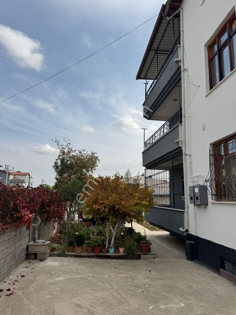 Konya Meram Harmancık Mahallesinde 1.015 M² Arsa İçinde 3 Katlı Ev - Görsel 8