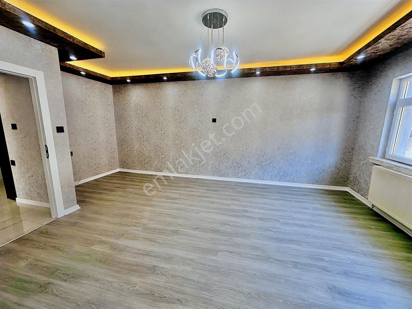 Maraşal Çakmak Mah 3+1 Ultra Lüks Yapılı Ara Katta Satılık Daire - Görsel 24