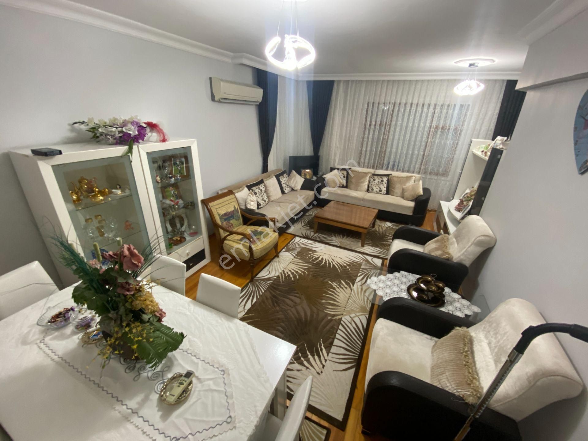 Site İçerisinde Önü Full Açık Geniş 3+1