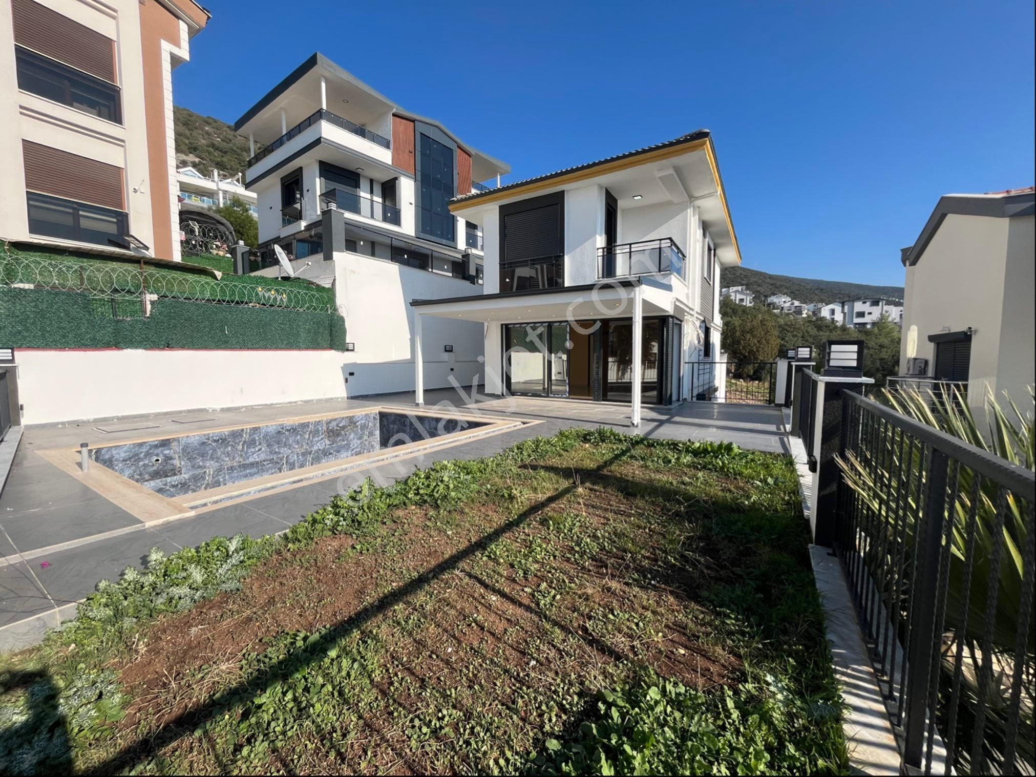 Full Deniz Manzaralı | Özel Havuzlu | Tam Müstakil I Akıllı 4+1 Lüks Villa - Görsel 8