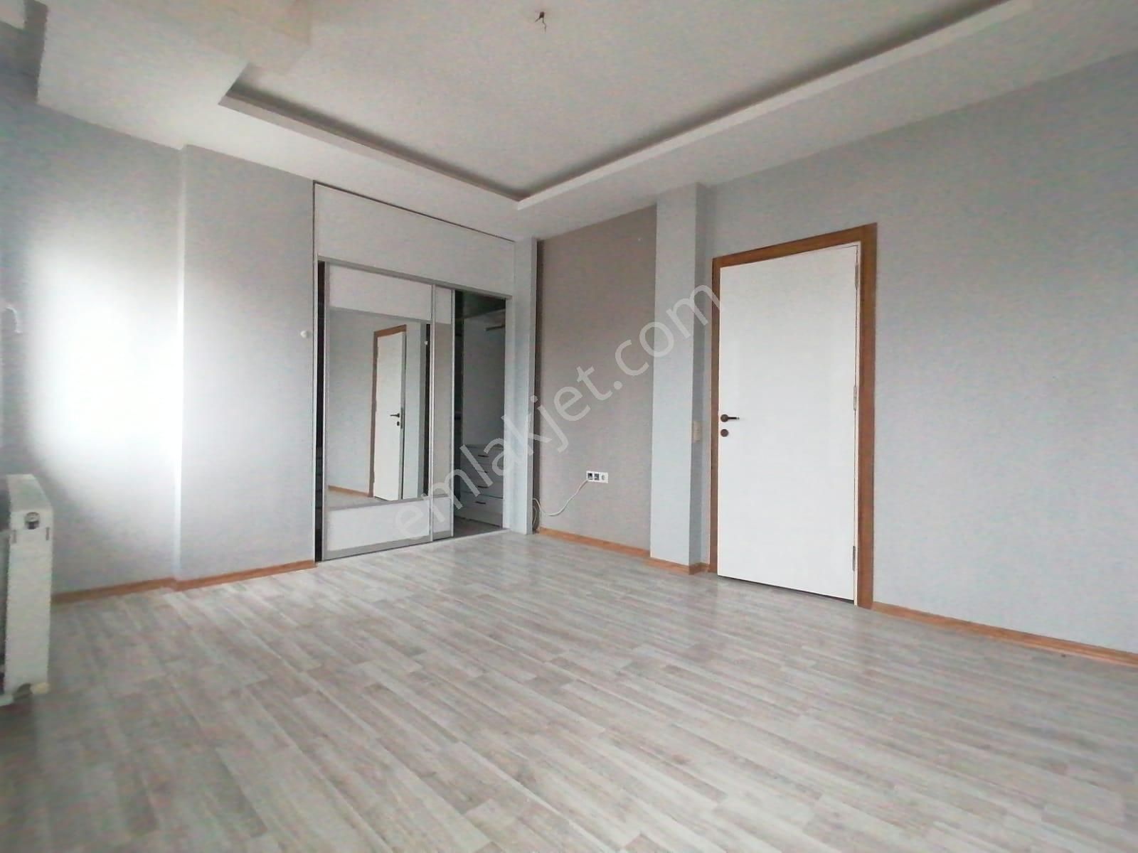 Emfa'dan Mahfesığmaz K.evren İller Bankası Arası Geniş Oturumlu! - Görsel 11